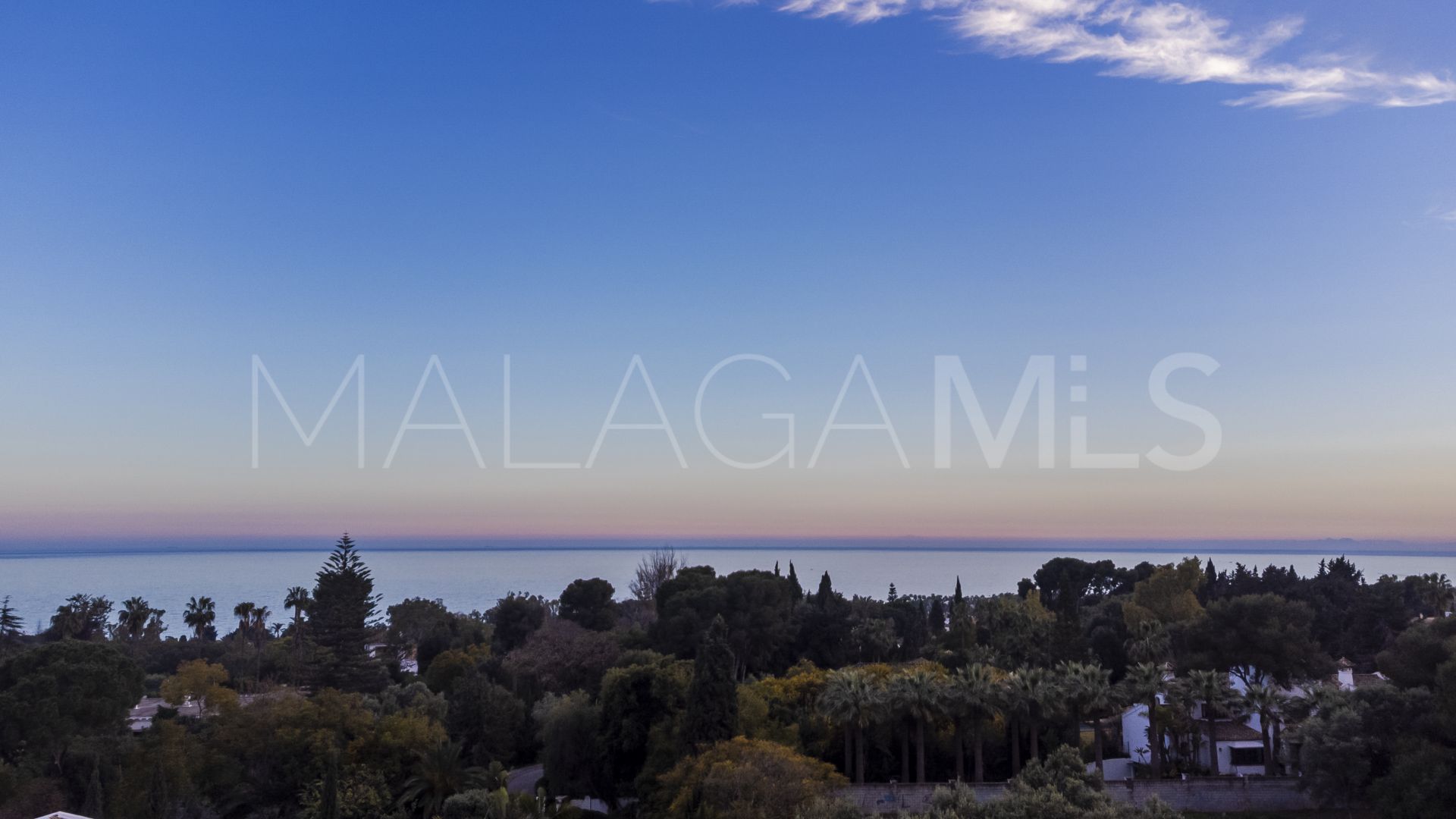 Villa for sale in Golden Mile