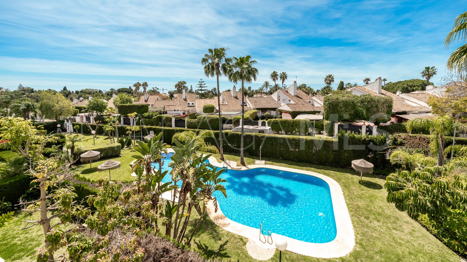 Lägenhet for sale in Guadalmina Baja