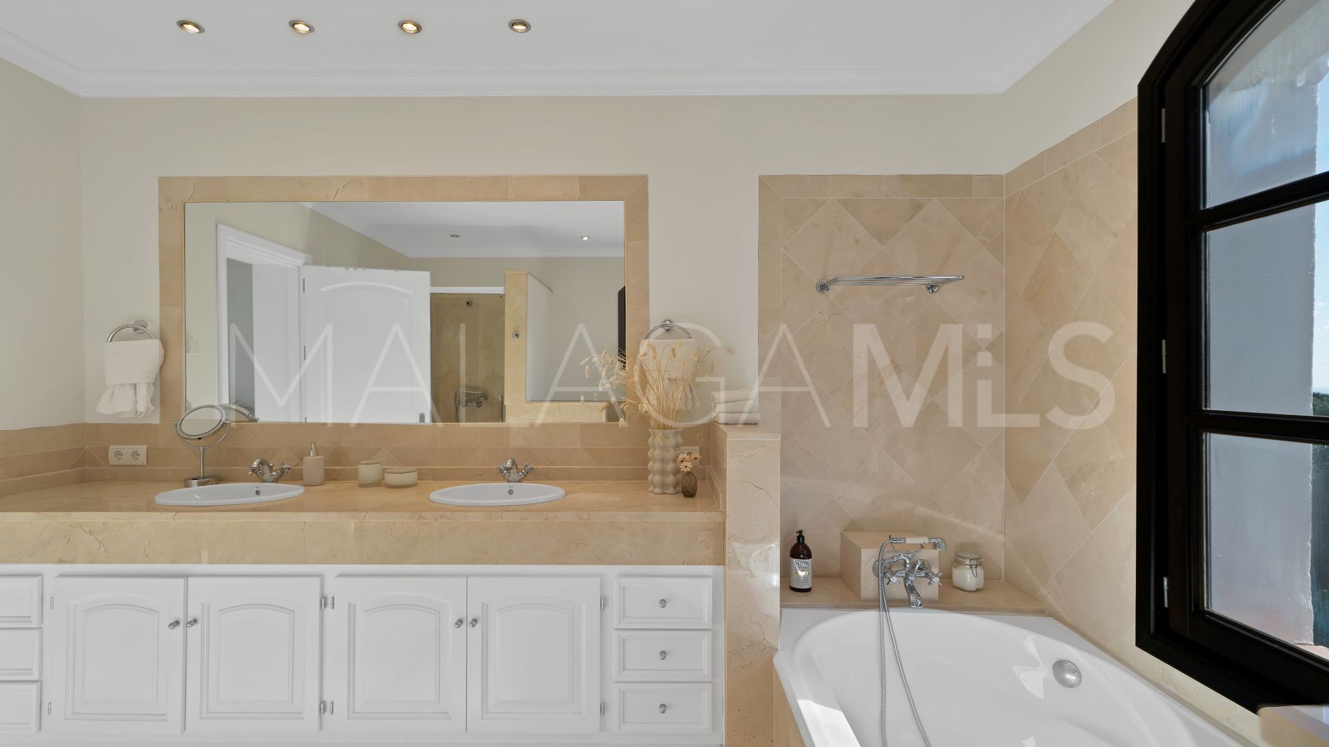 Villa for sale in Monte Mayor