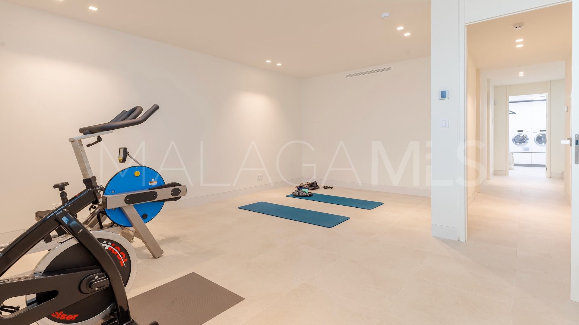 Villa for sale in Marbesa