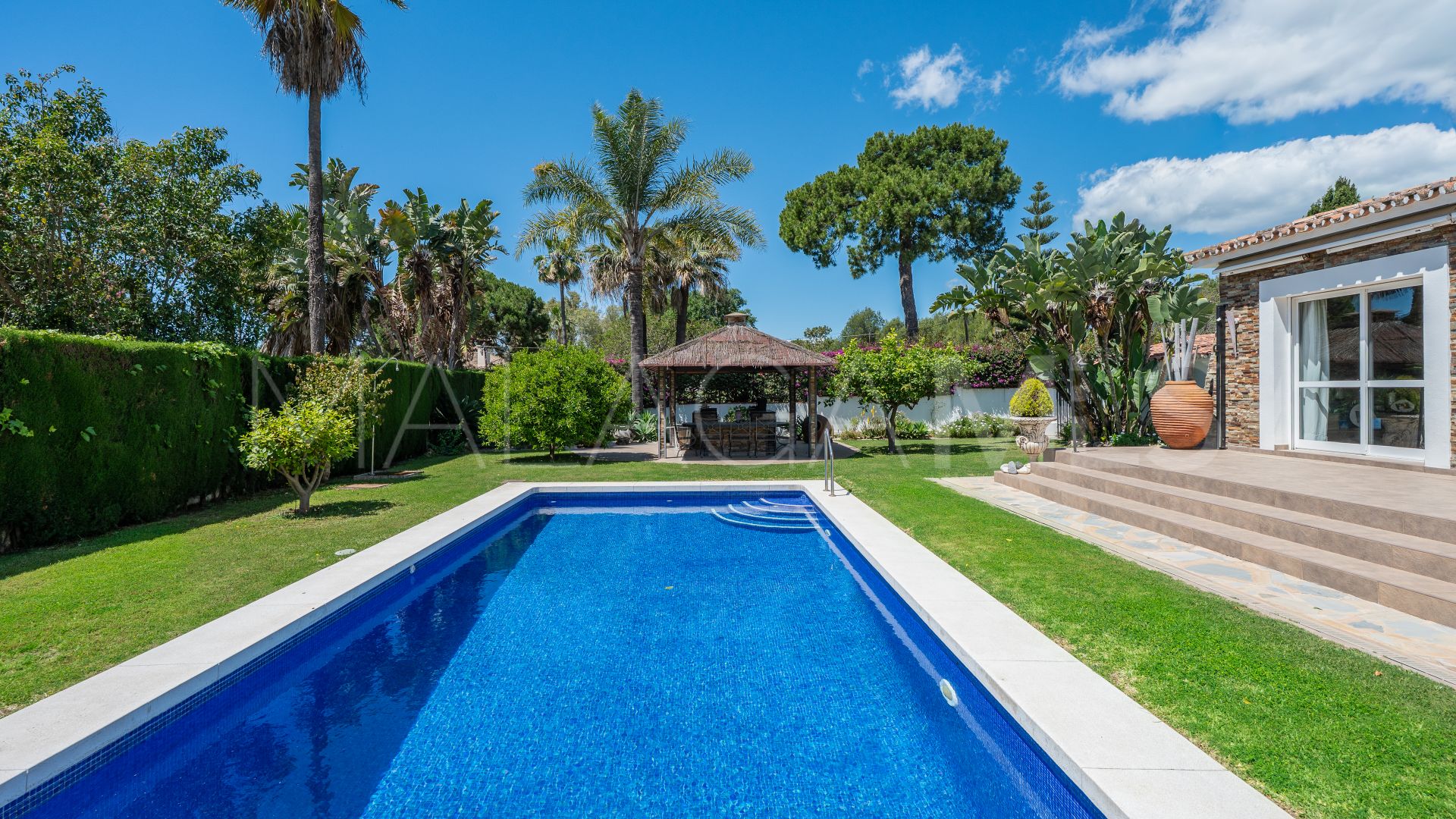 Villa for sale in Golden Mile