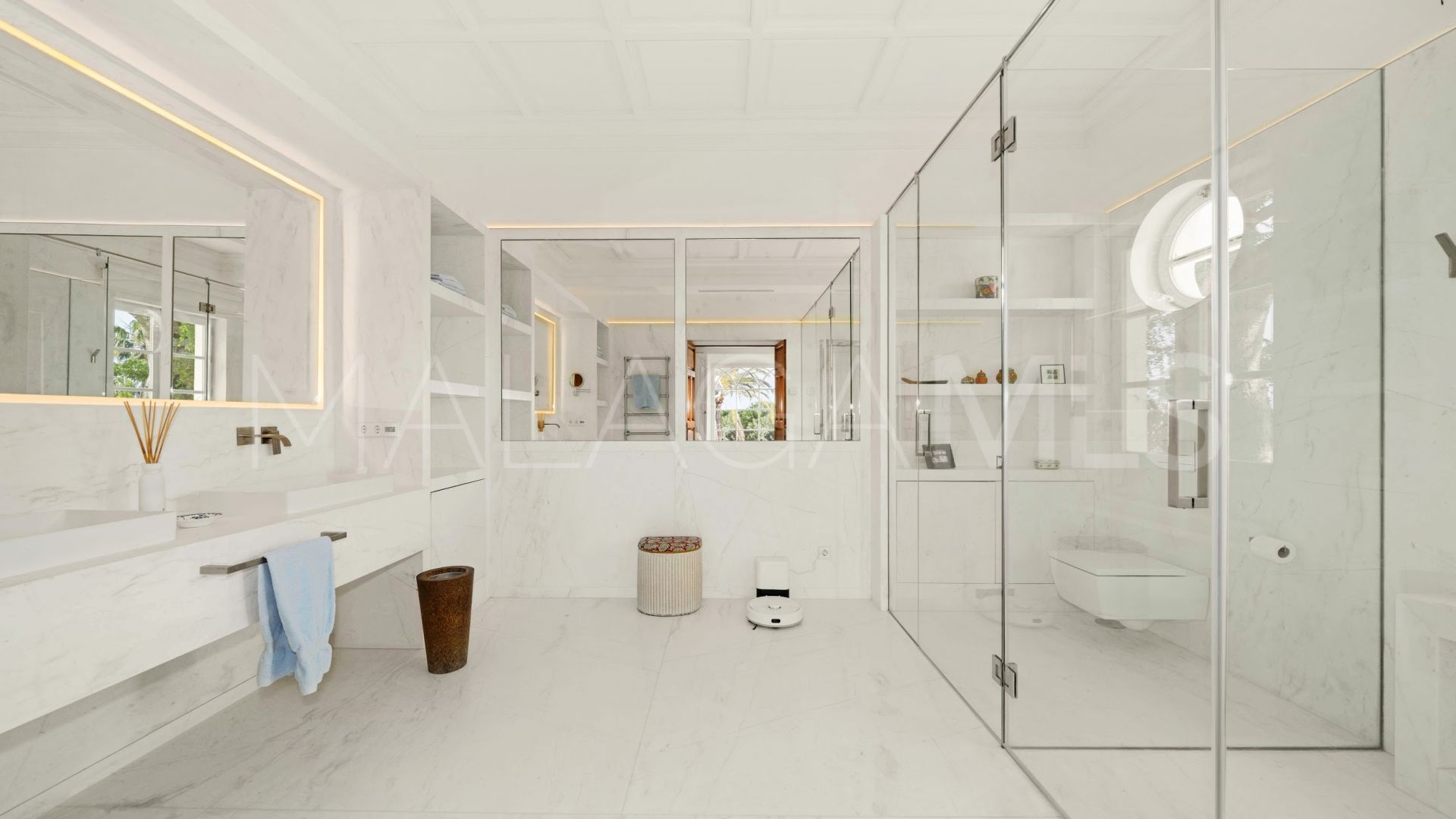 Villa for sale in Sierra Blanca