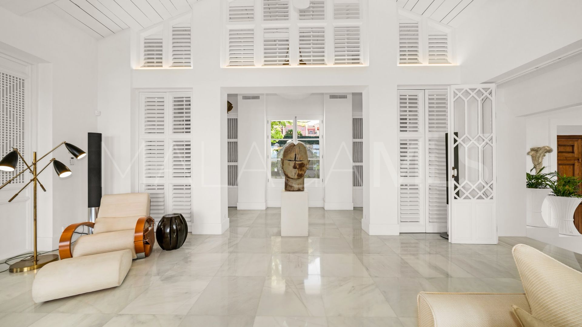 Villa for sale in Sierra Blanca