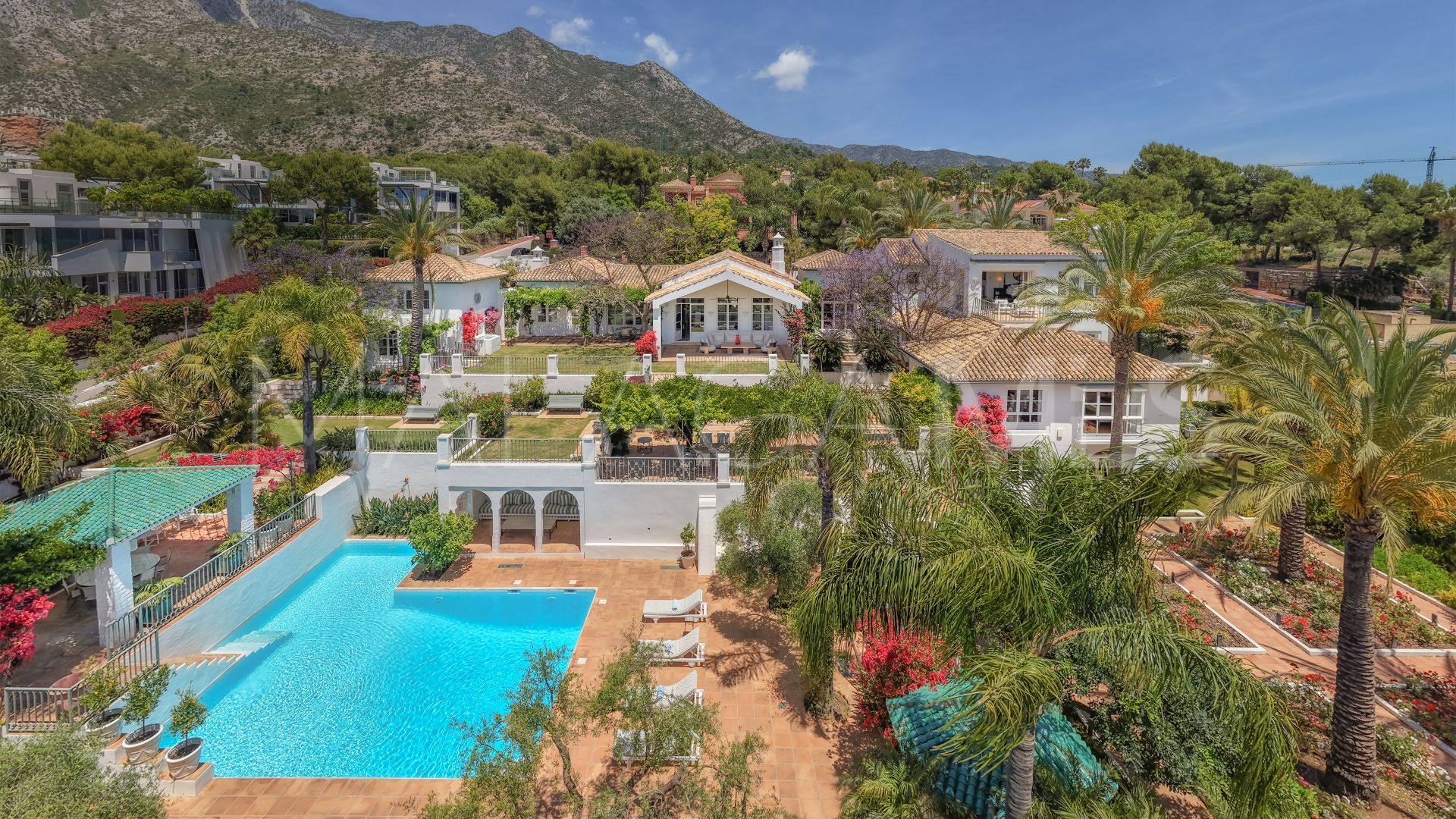 For sale villa in Sierra Blanca