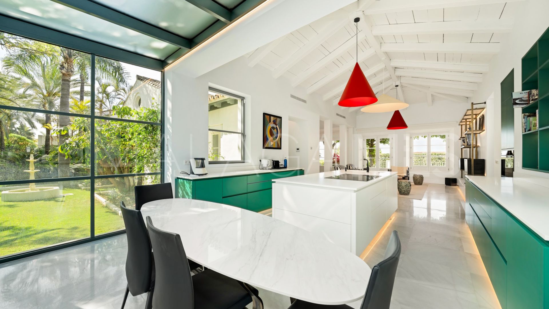 Villa for sale in Sierra Blanca