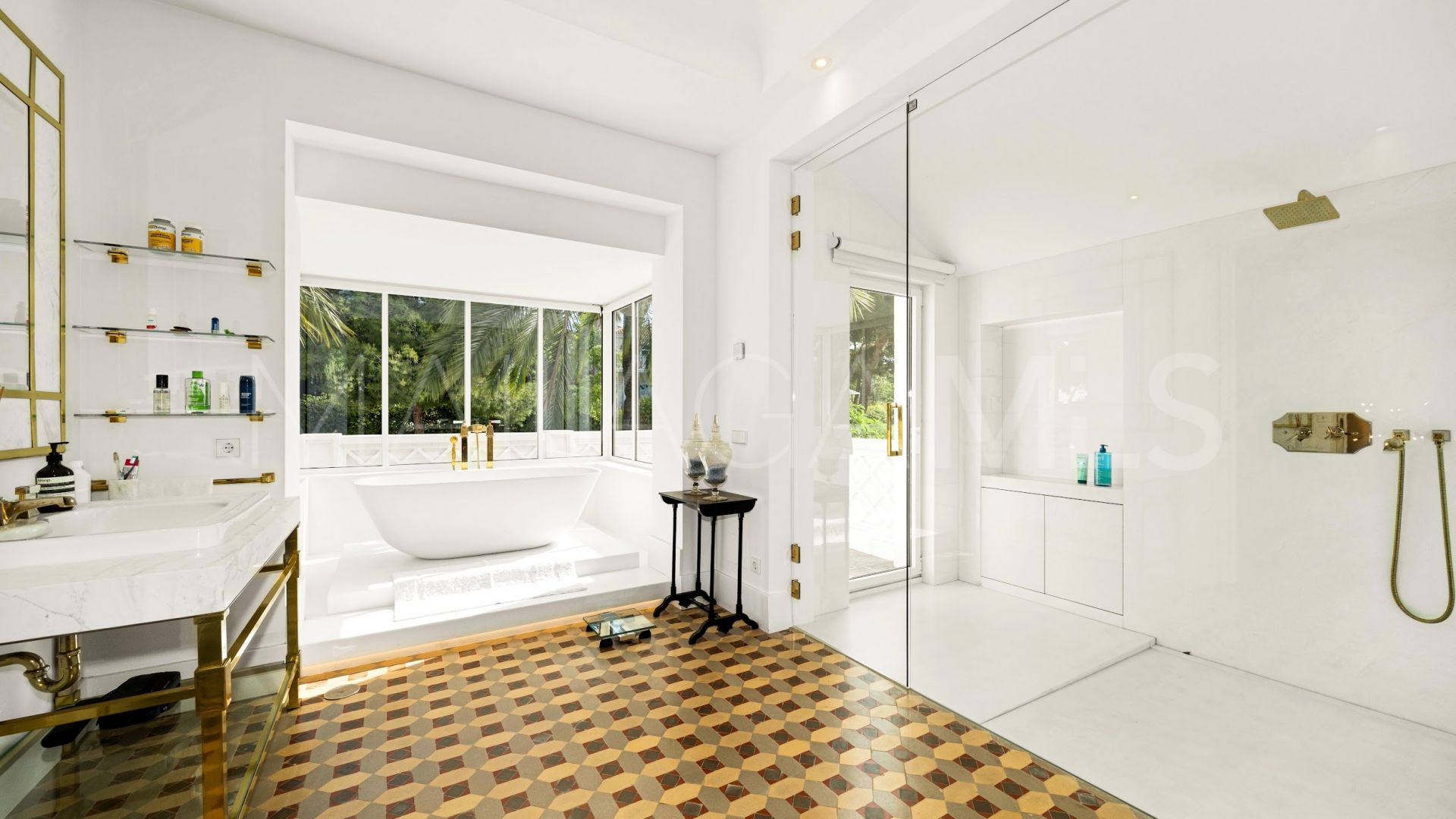 Villa for sale in Sierra Blanca