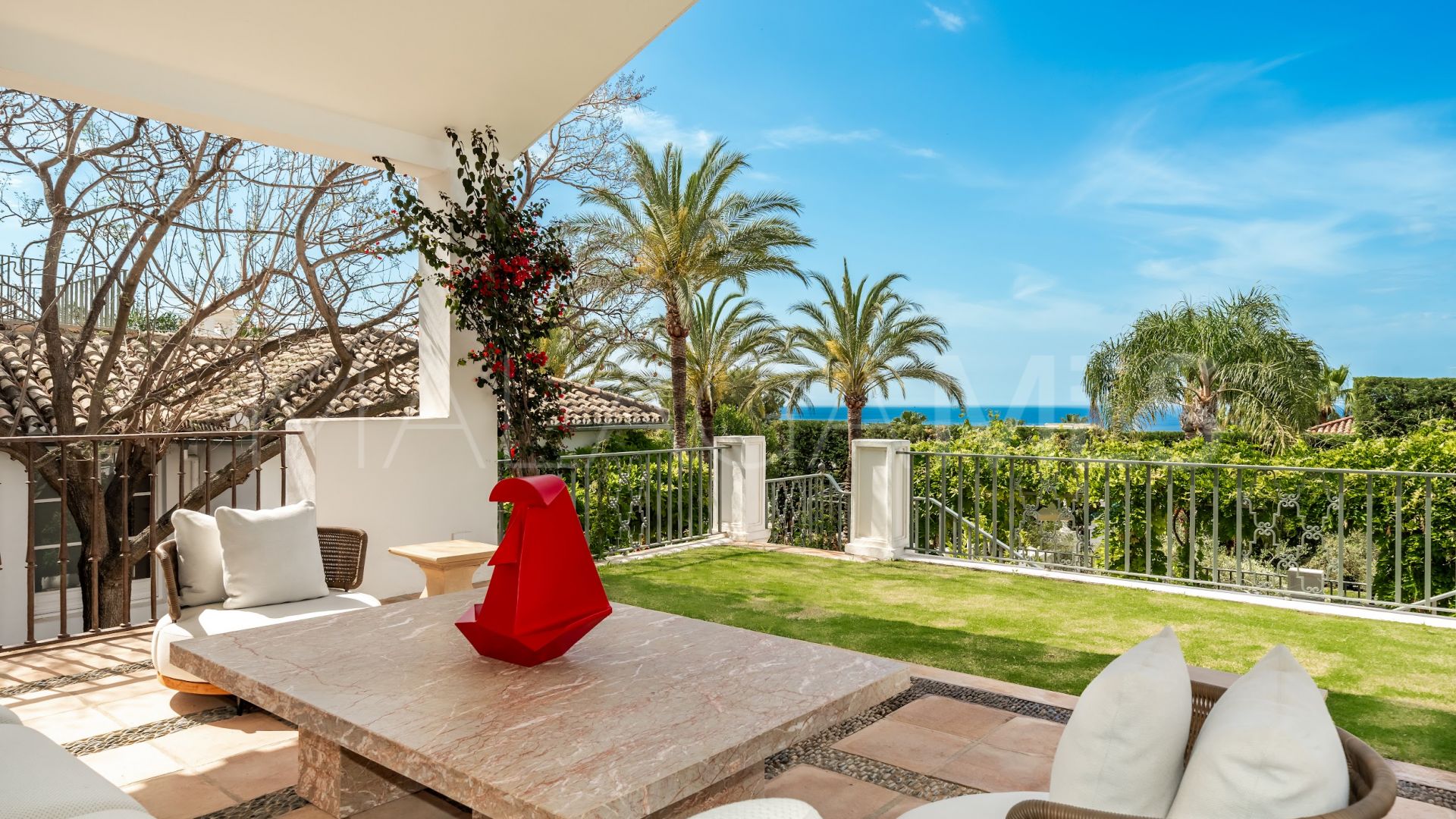 Villa for sale in Sierra Blanca