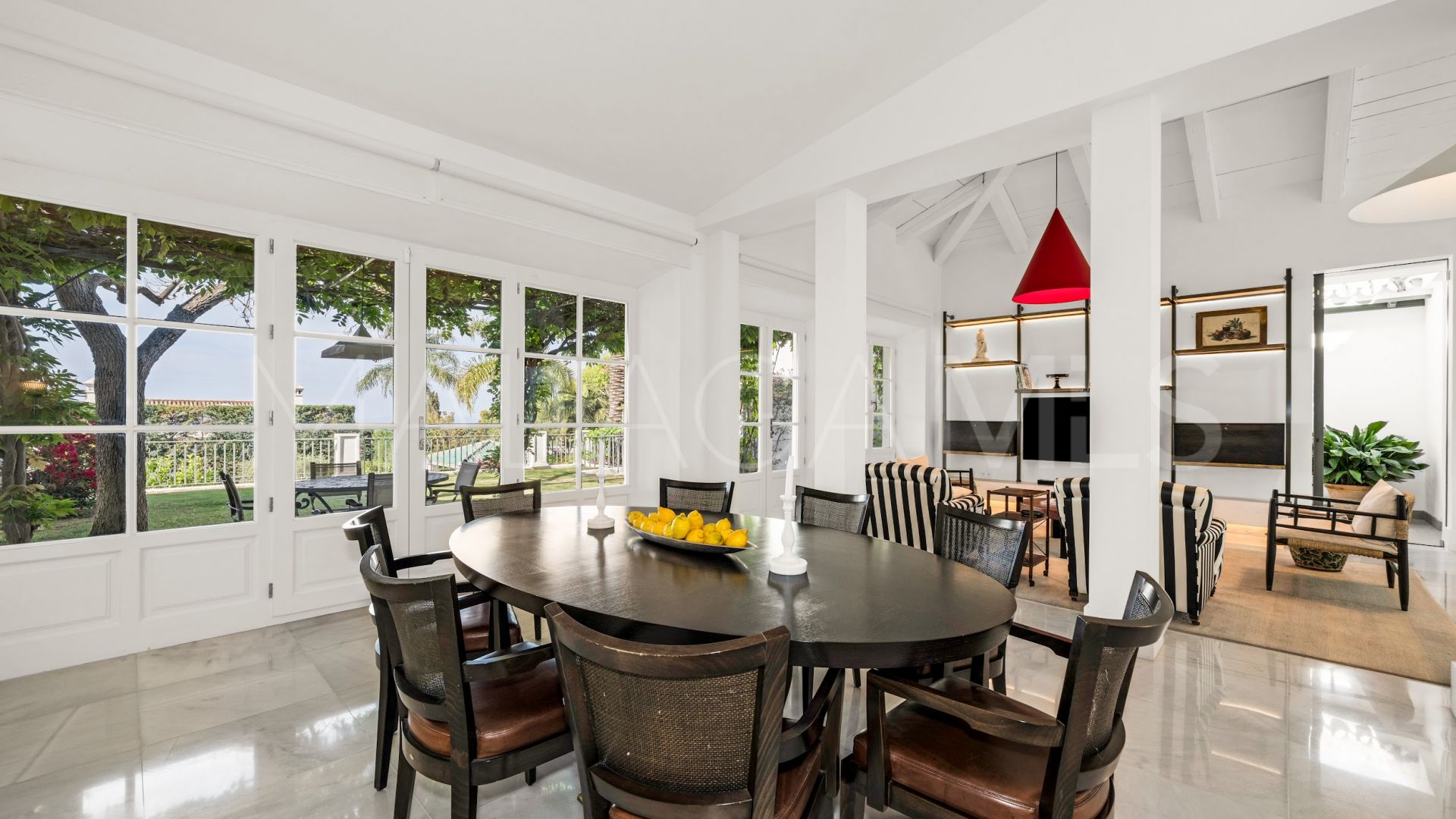 Villa for sale in Sierra Blanca