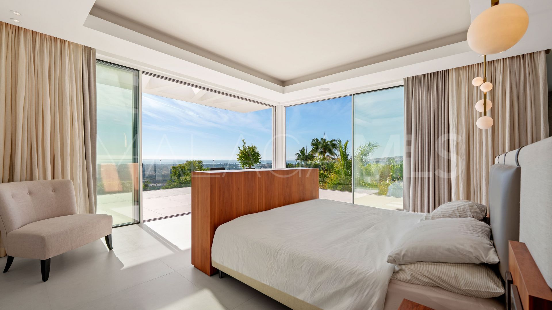 Villa for sale in Los Arqueros