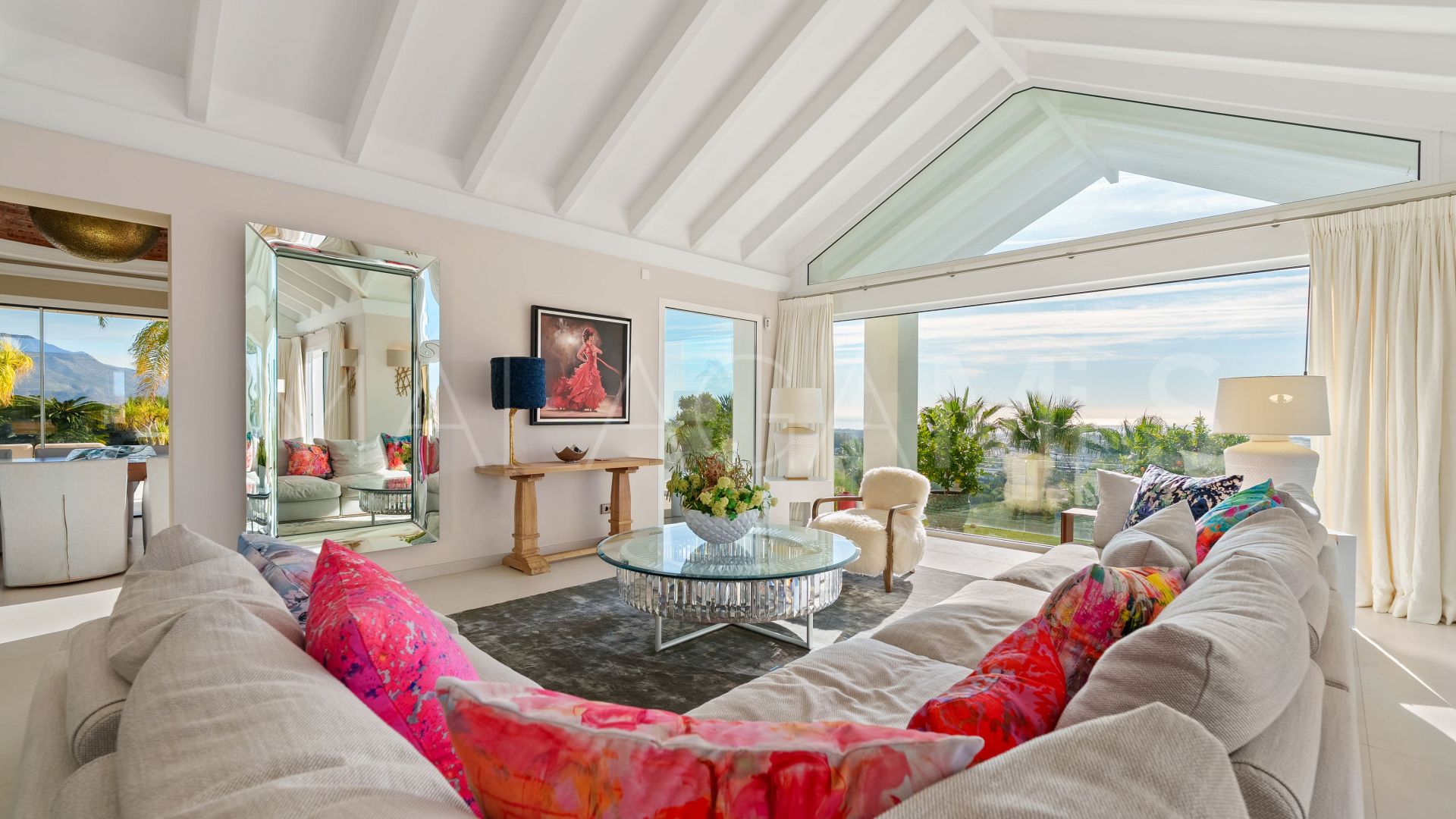 Villa for sale in Los Arqueros