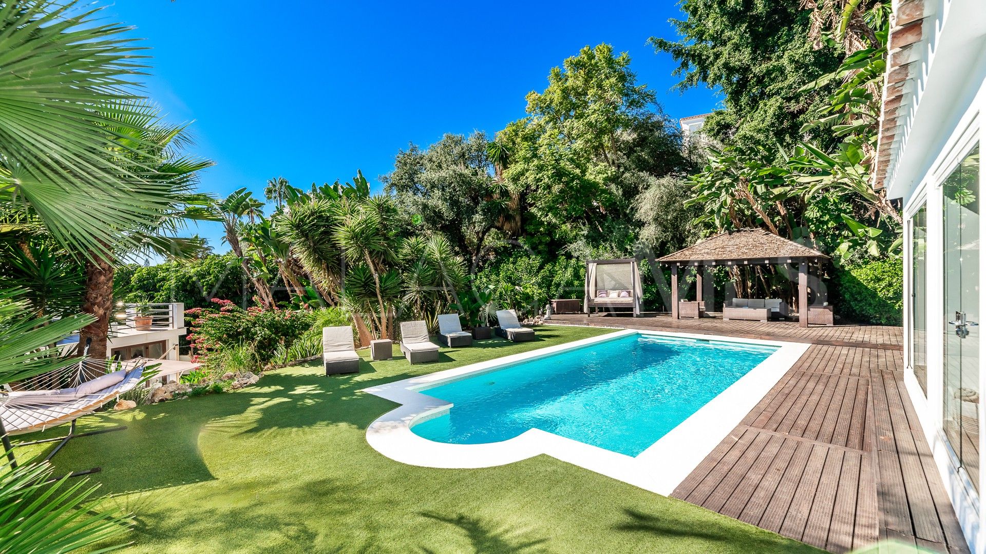 Villa for sale in El Rosario