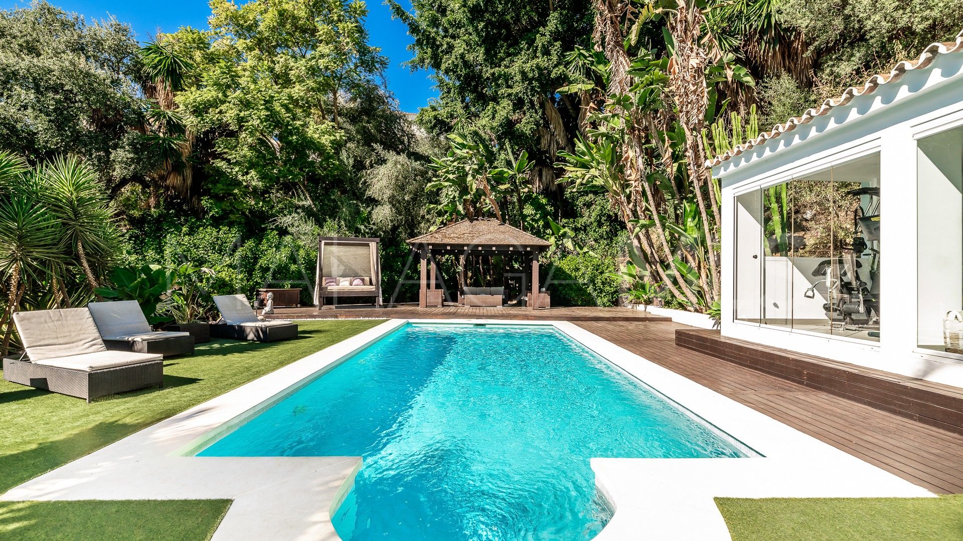 Villa for sale in El Rosario