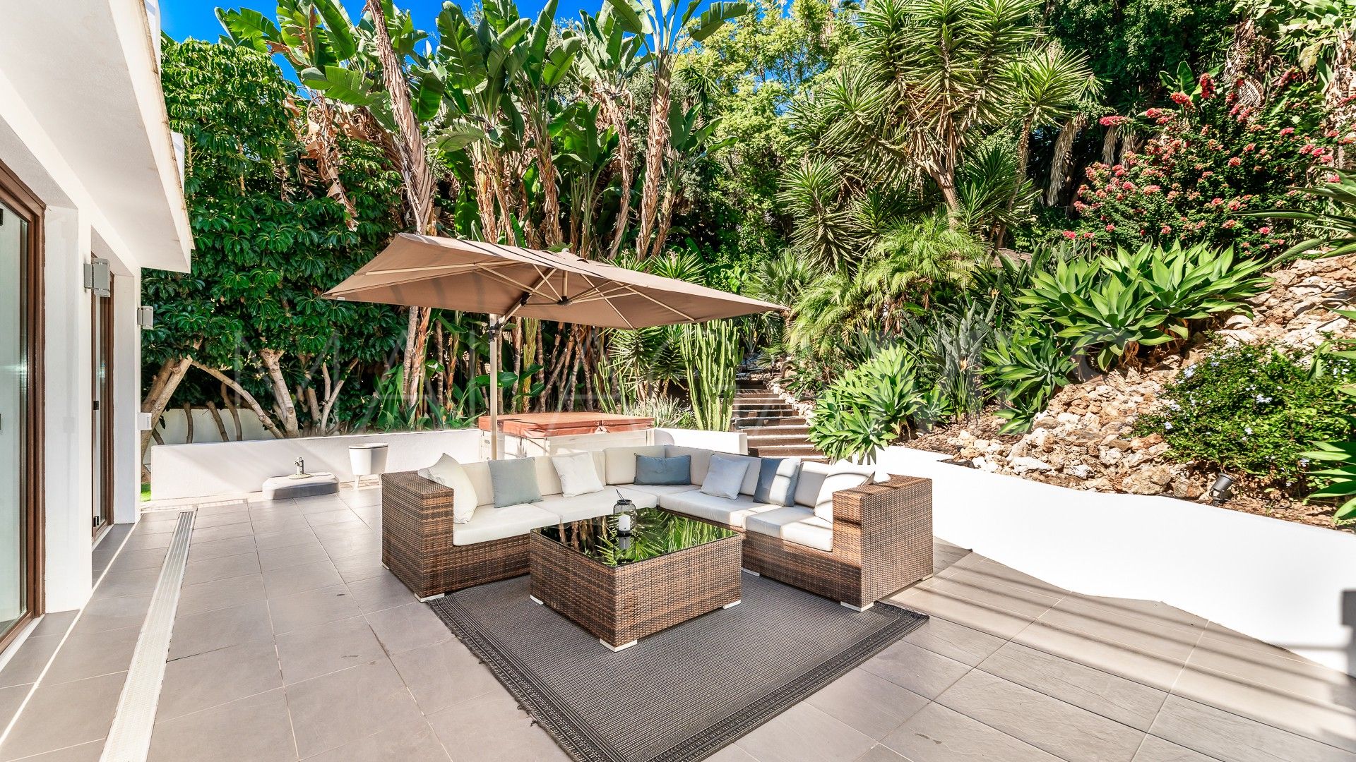 Villa for sale in El Rosario