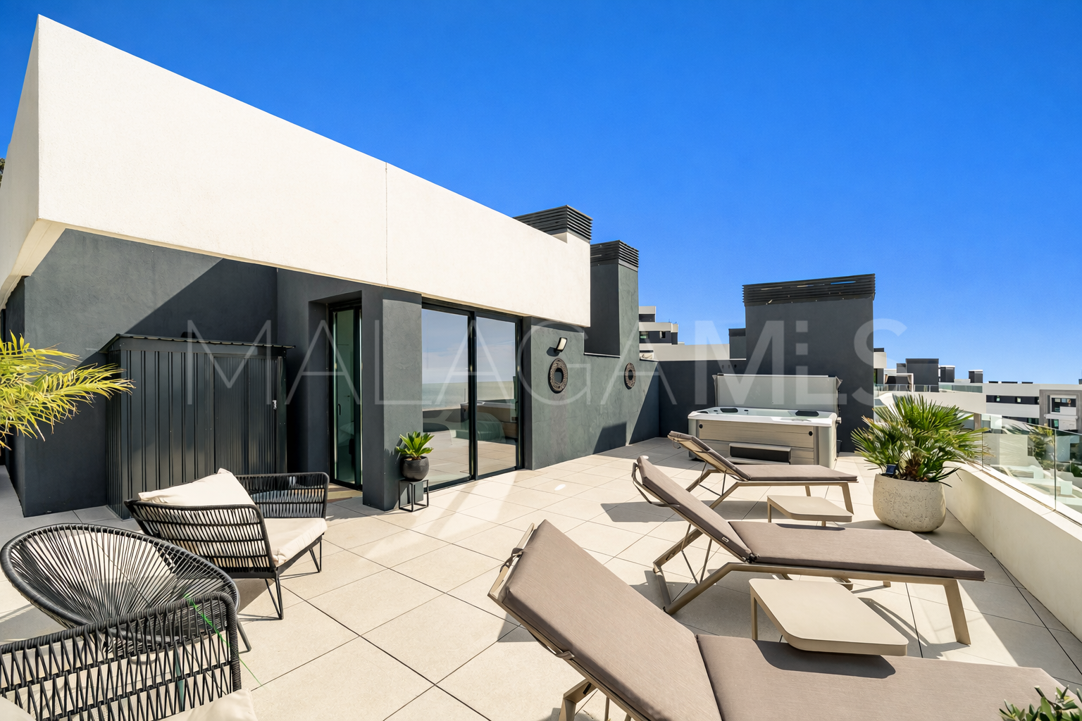 Los Altos de los Monteros, Ático a la venta