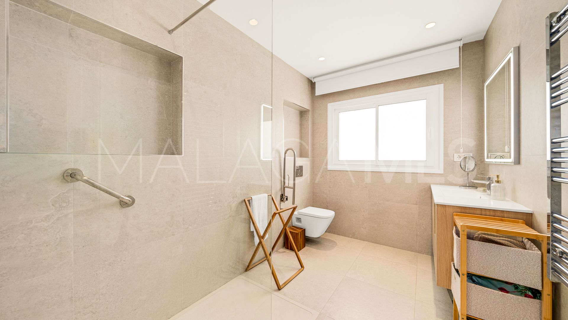 Villa for sale in Marbella City