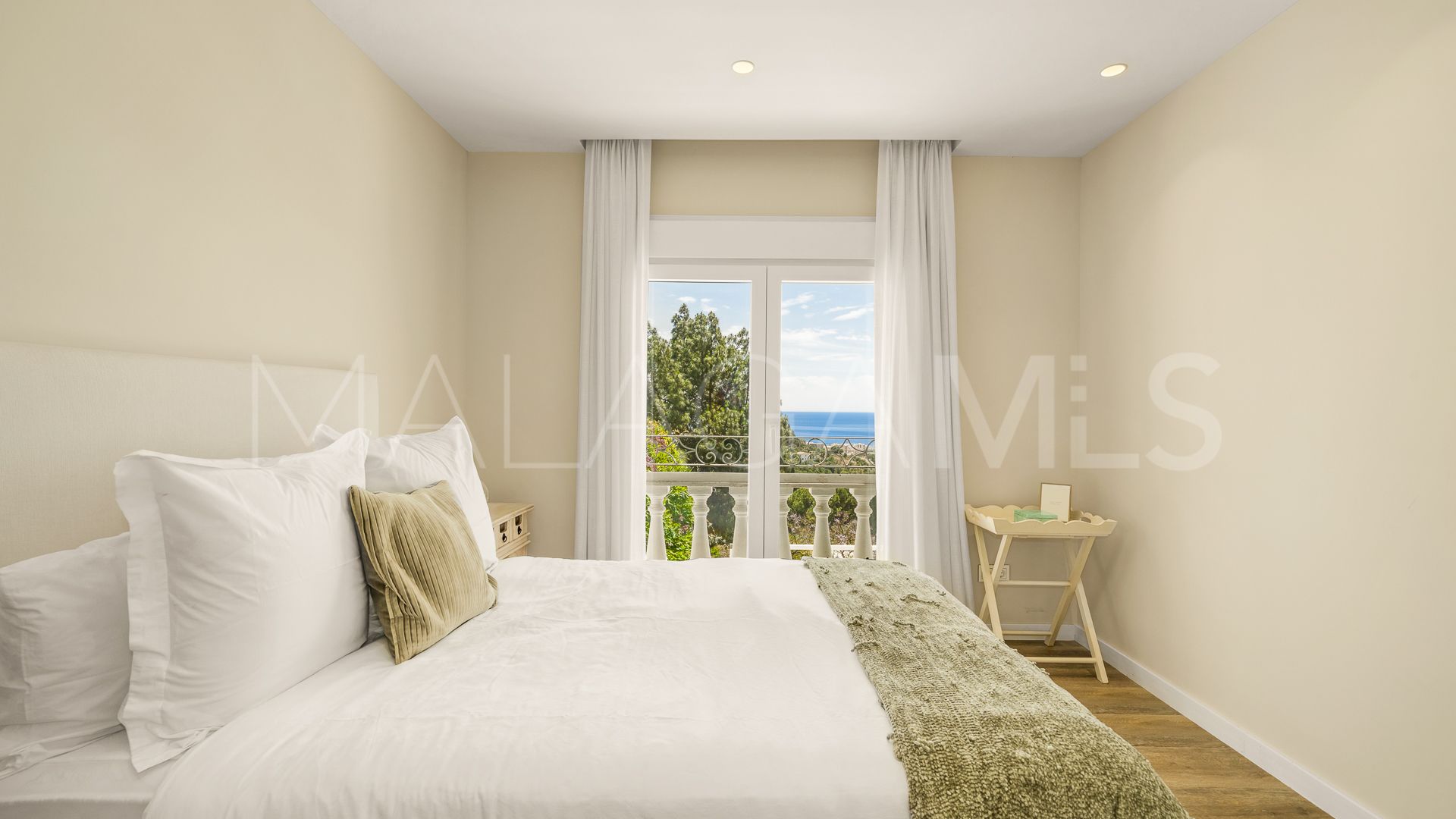 Villa for sale in Marbella City