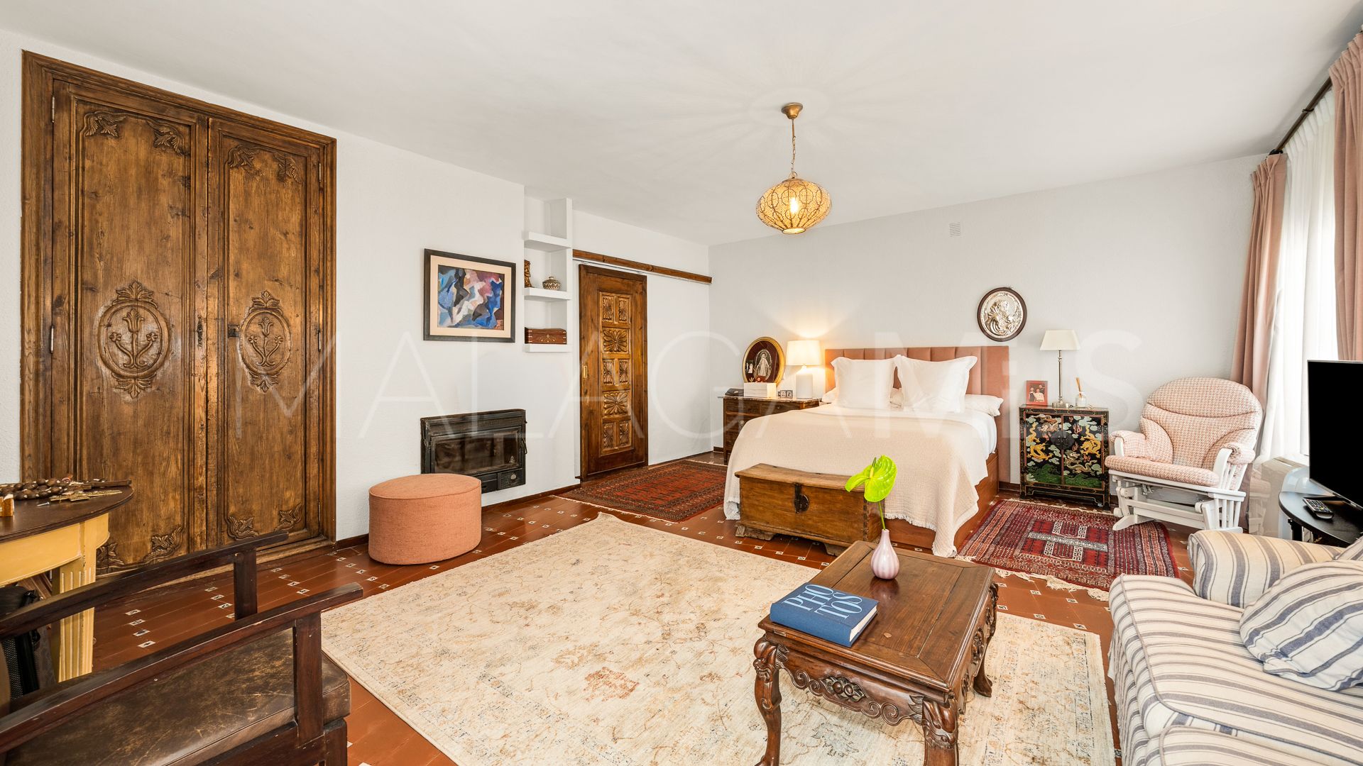 Villa for sale in Marbella City