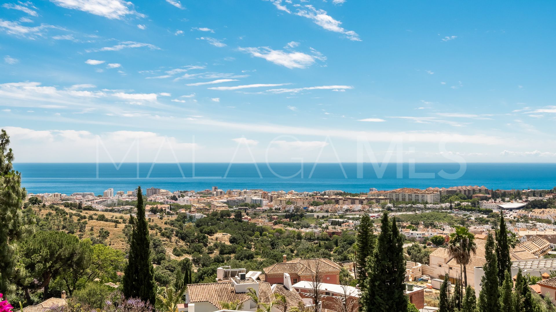 Villa for sale in Marbella City