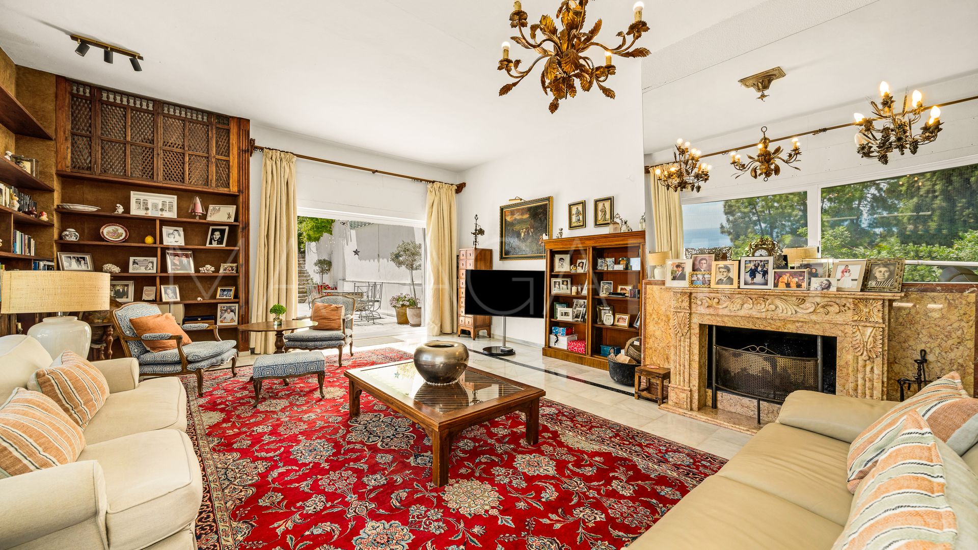 Villa for sale in Marbella City