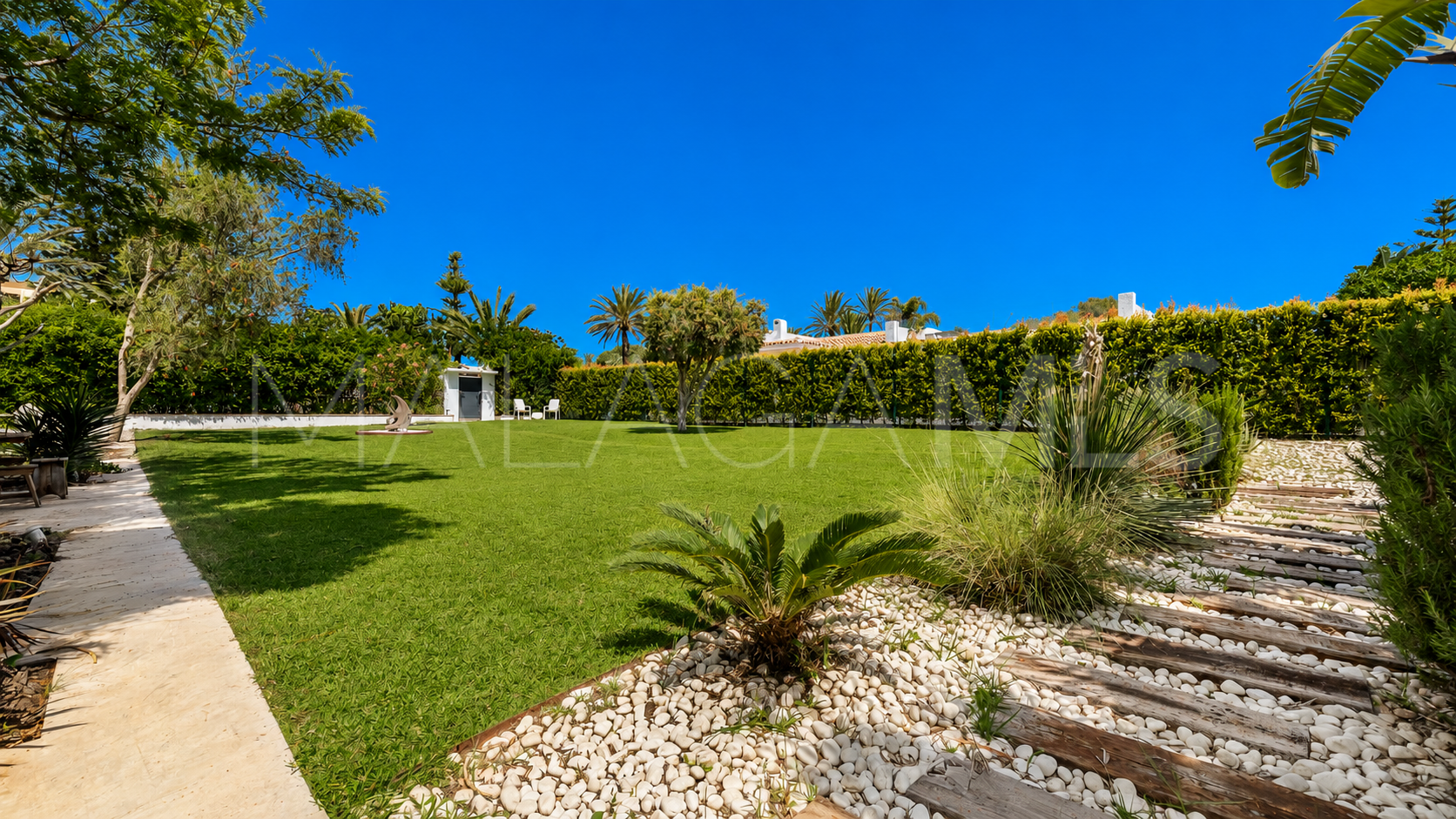 For sale house in Marbesa