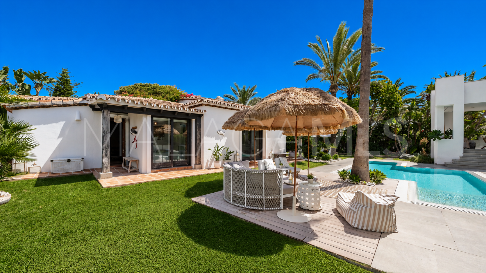 For sale house in Marbesa