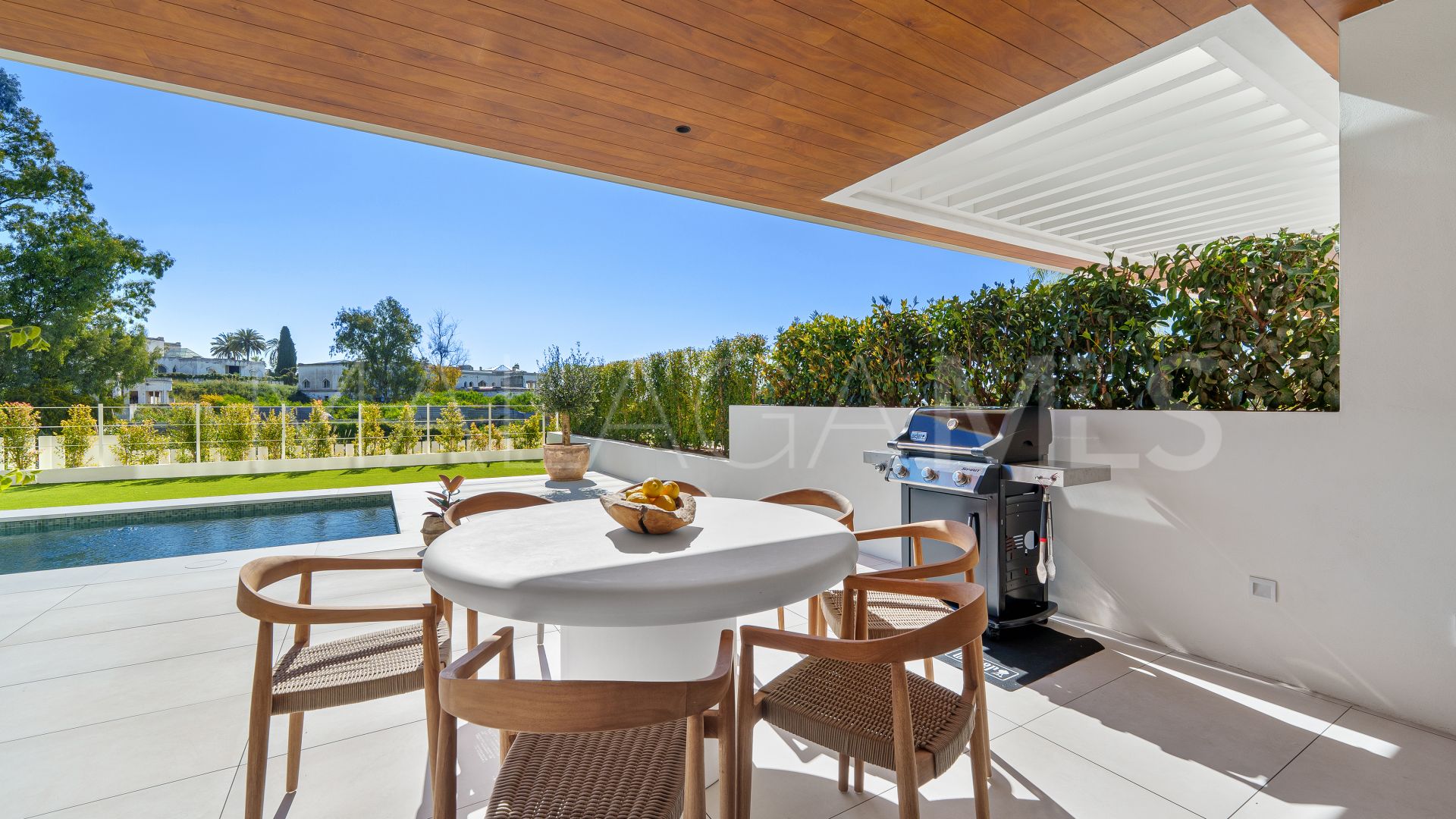 Duplex for sale in Golden Mile