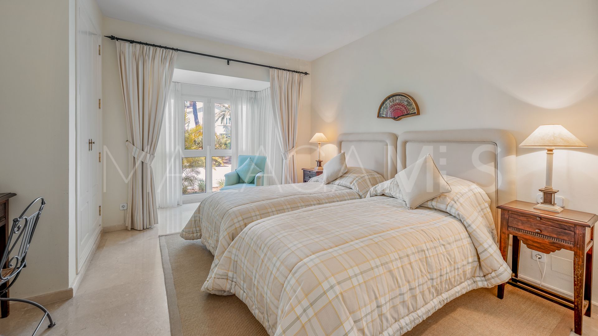 Apartamento planta baja for sale in Los Monteros with 2 bedrooms