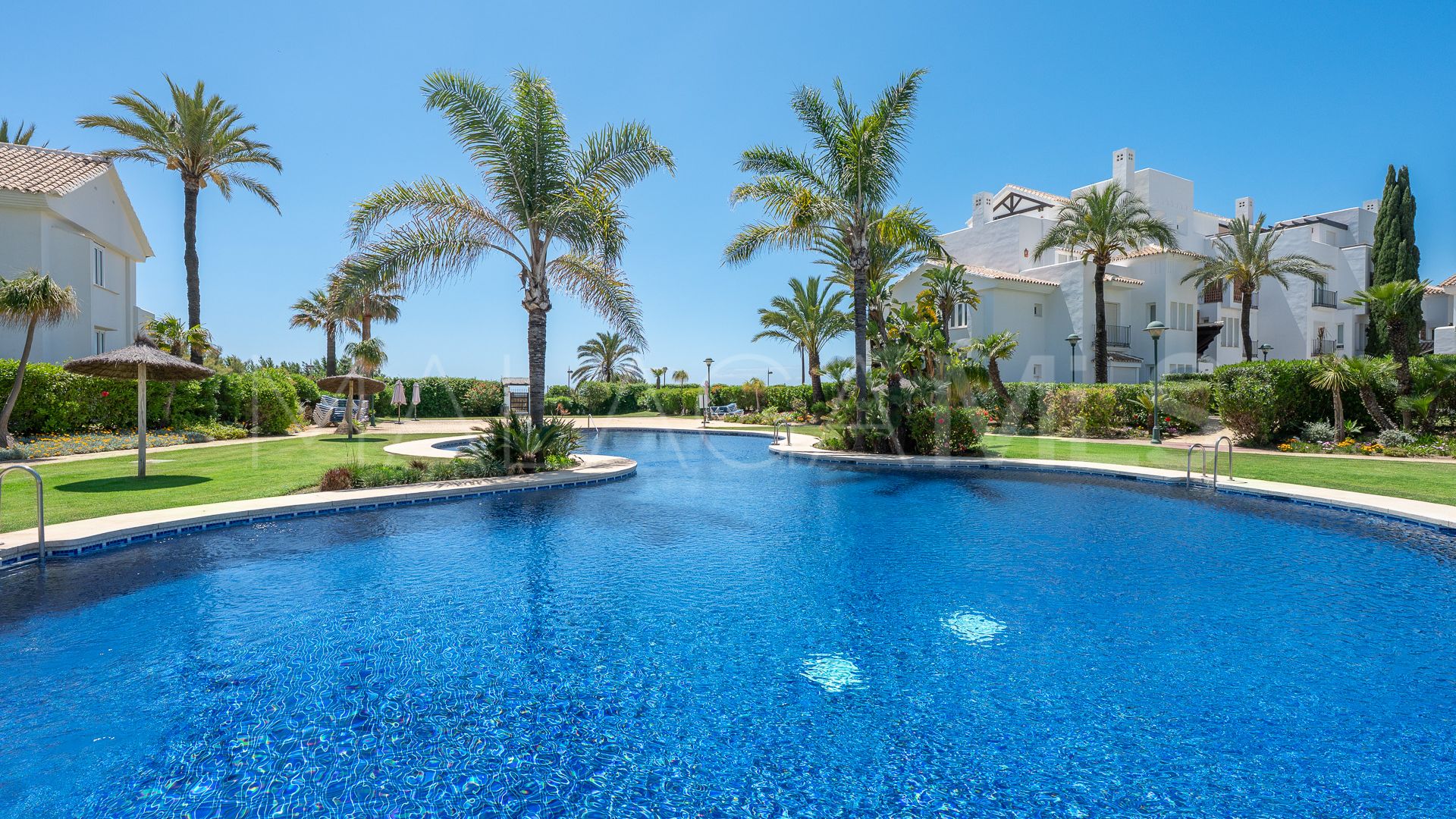 Markplanslägenhet for sale in Los Monteros