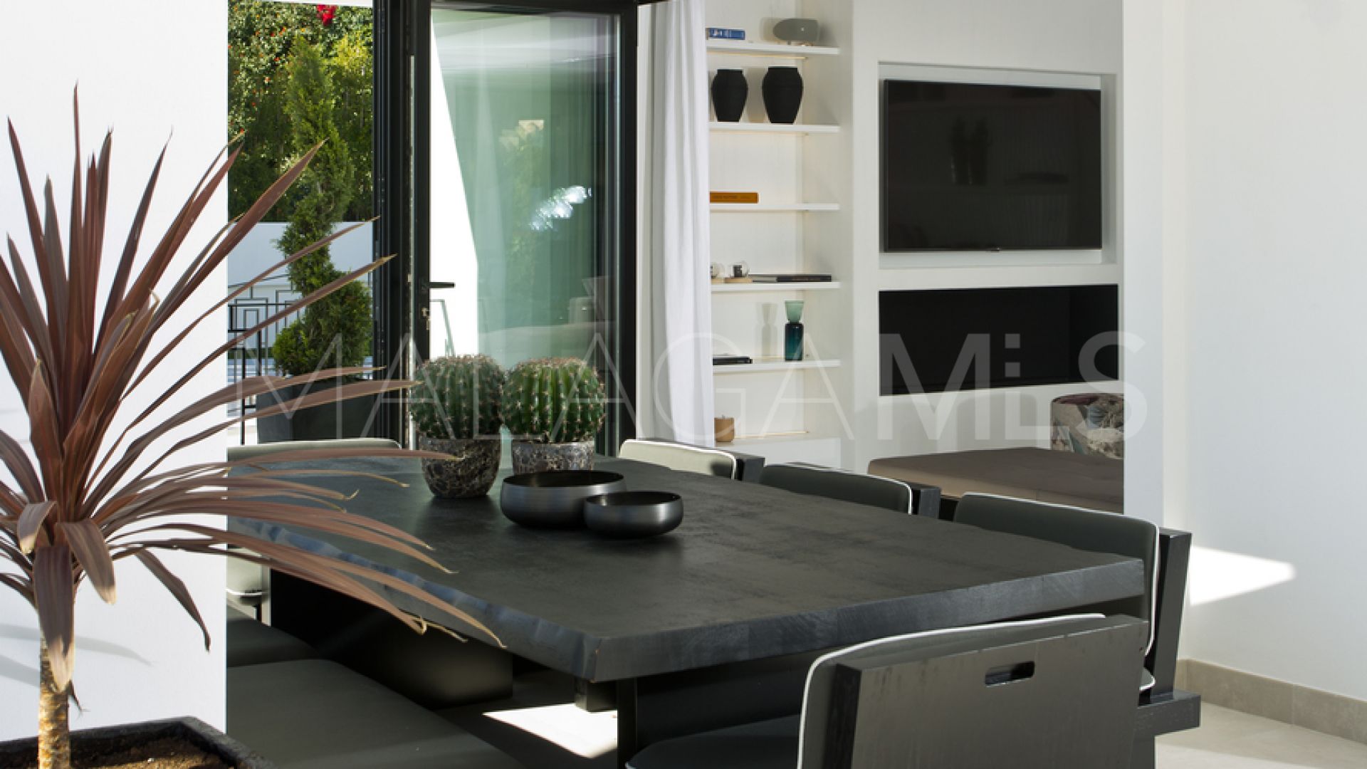 Haus for sale in Nueva Andalucia