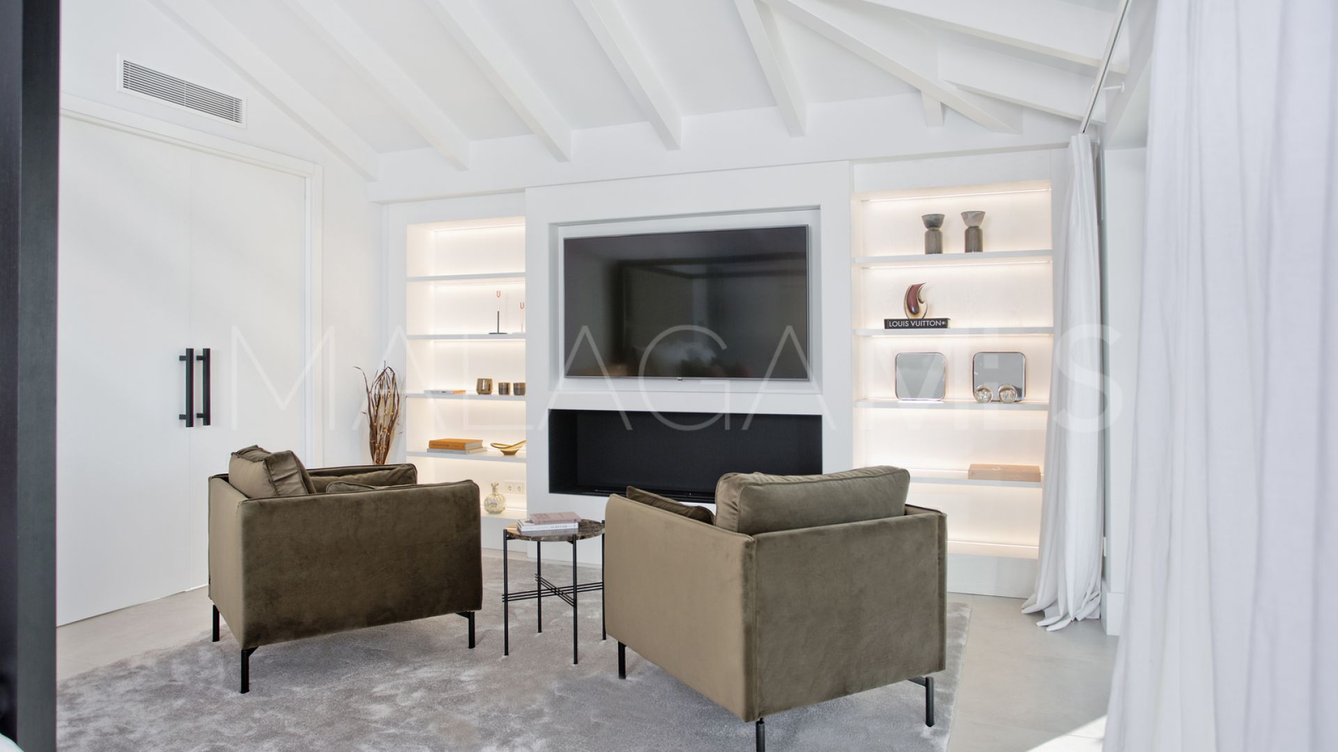 Haus for sale in Nueva Andalucia