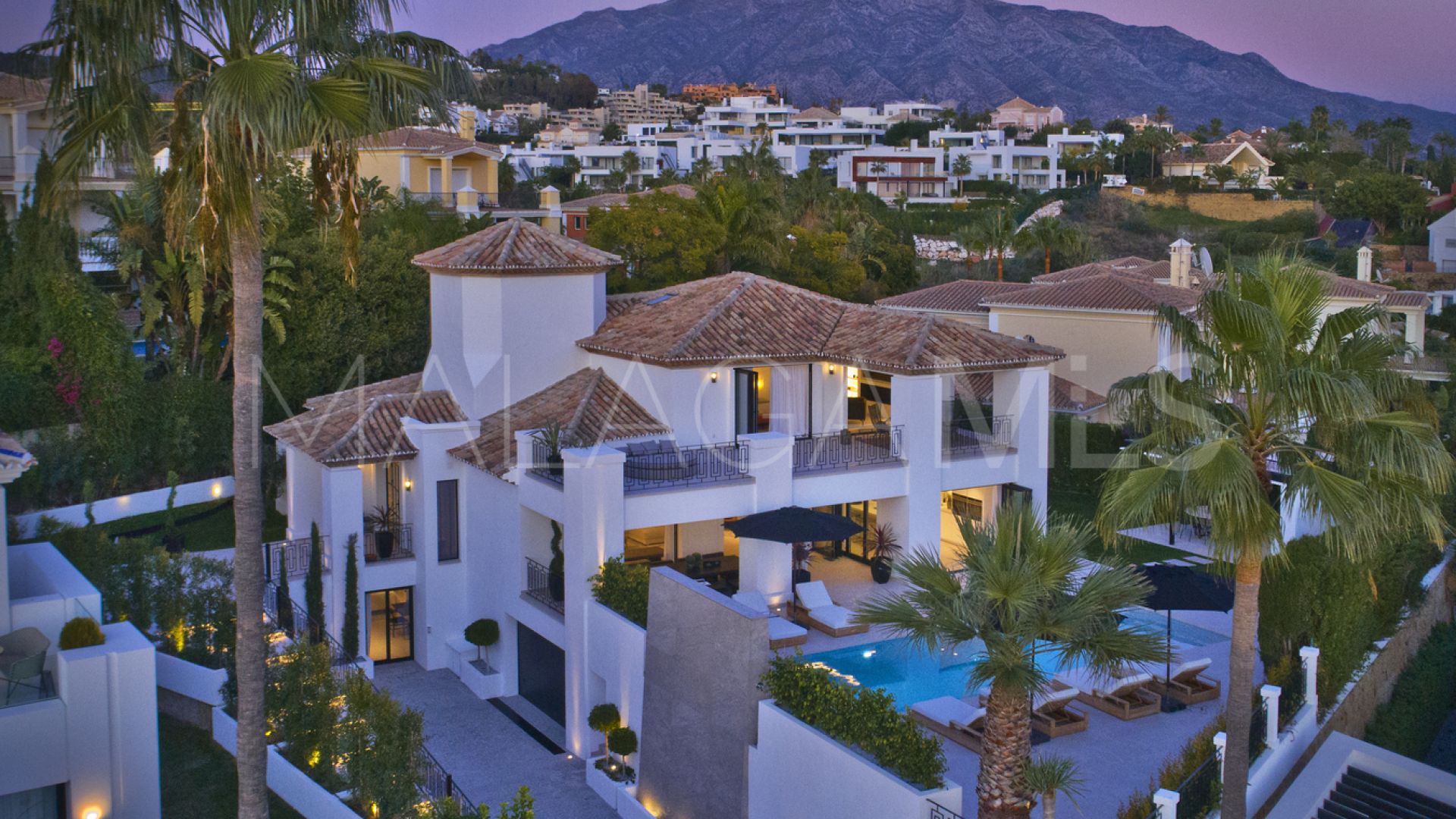 Haus for sale in Nueva Andalucia
