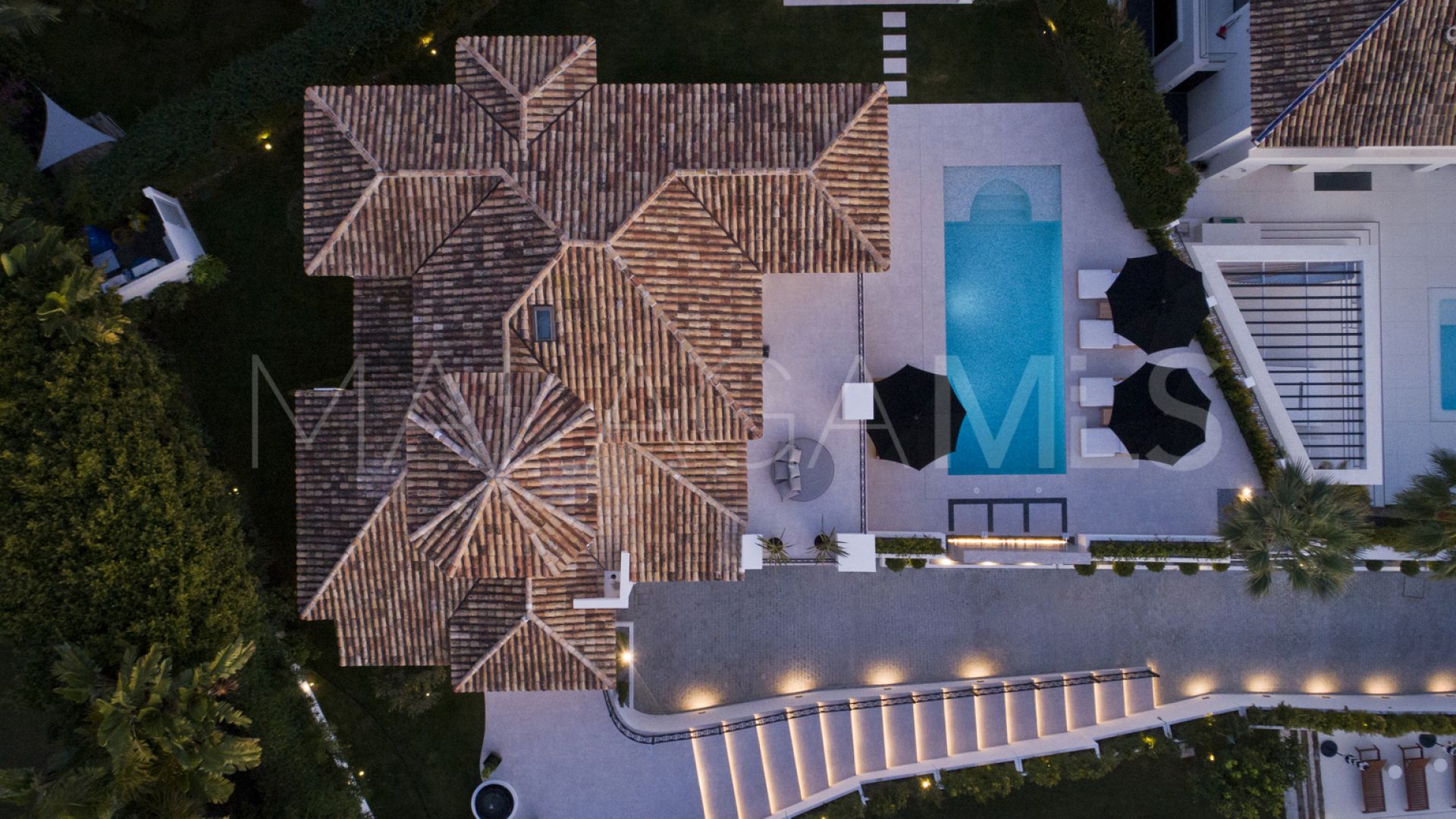 Haus for sale in Nueva Andalucia