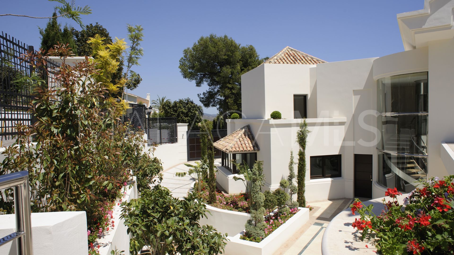 Sierra Blanca 5 bedrooms villa for sale