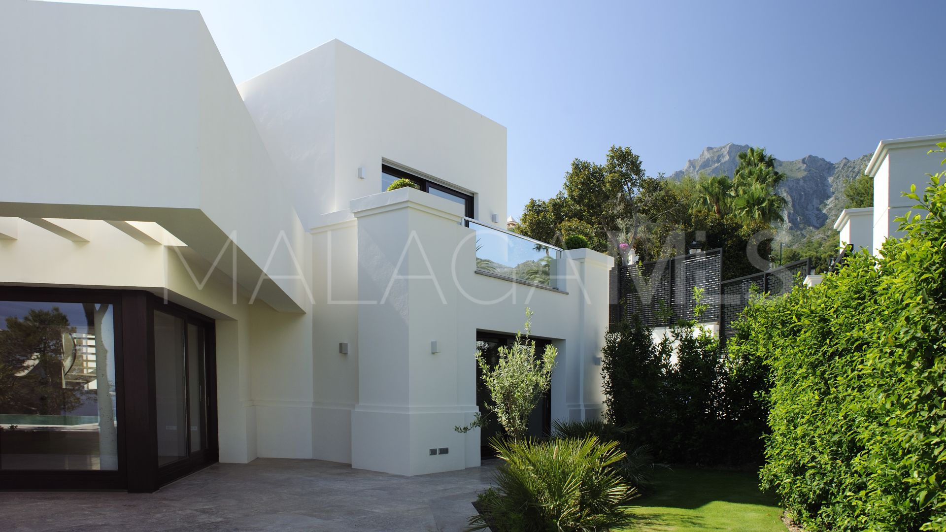 Villa for sale in Sierra Blanca