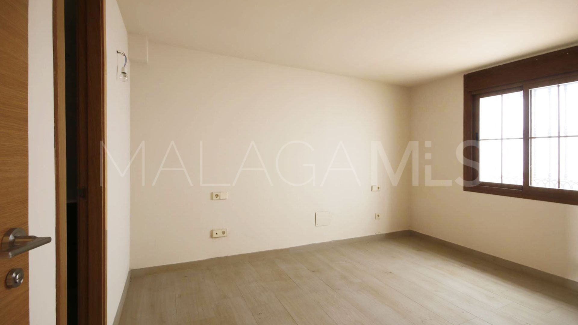 Apartamento planta baja for sale de 4 bedrooms in Estepona Casco Antiguo