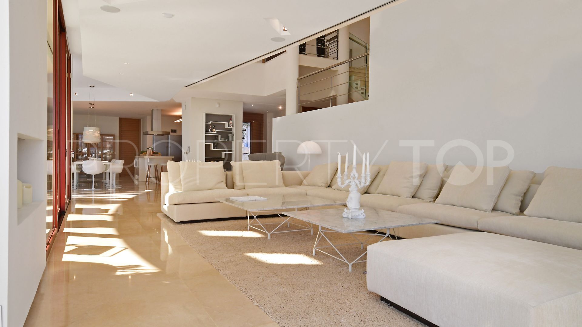 Villa with 7 bedrooms for sale in Nueva Andalucia