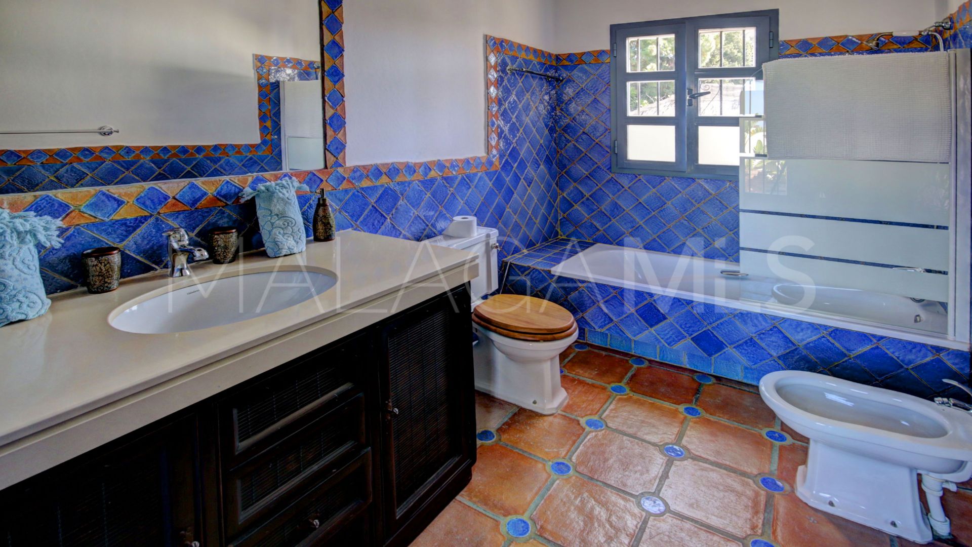 Villa for sale in El Padron