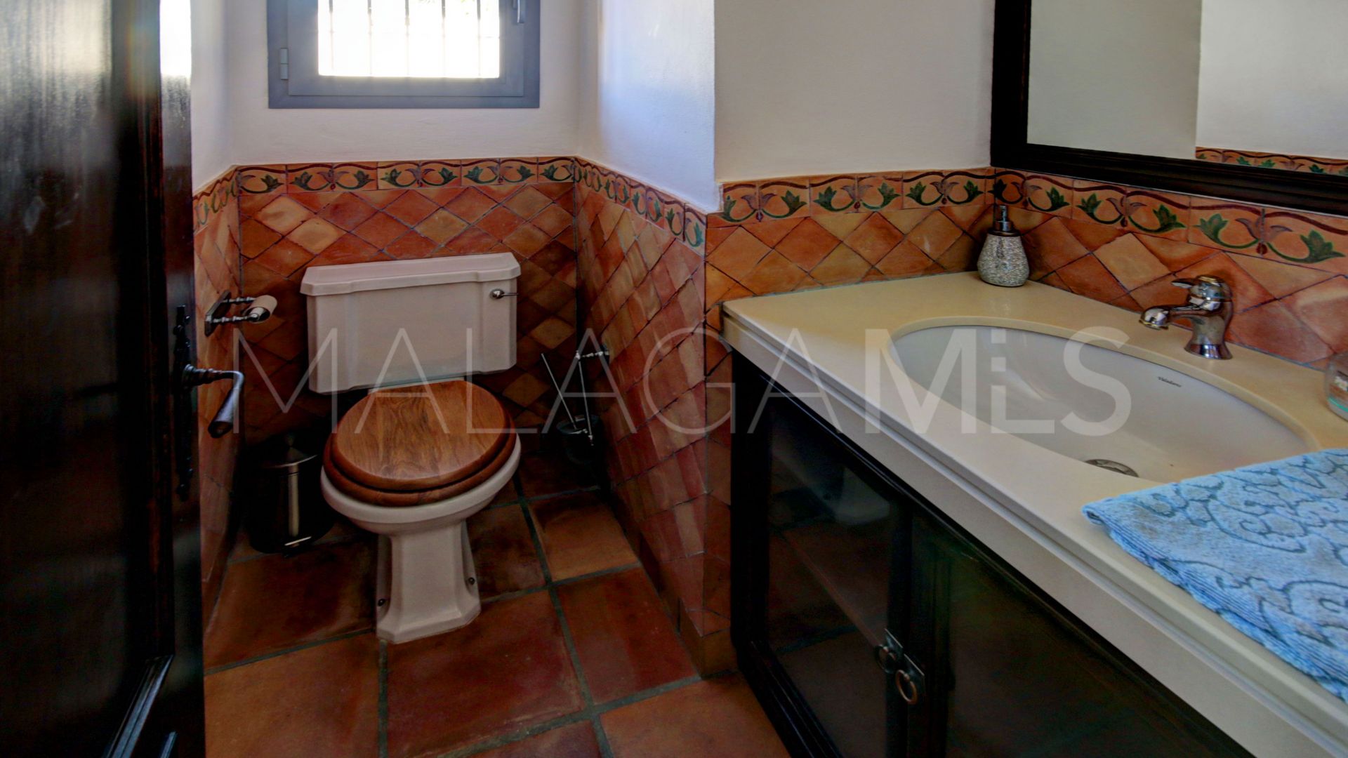 Villa for sale in El Padron