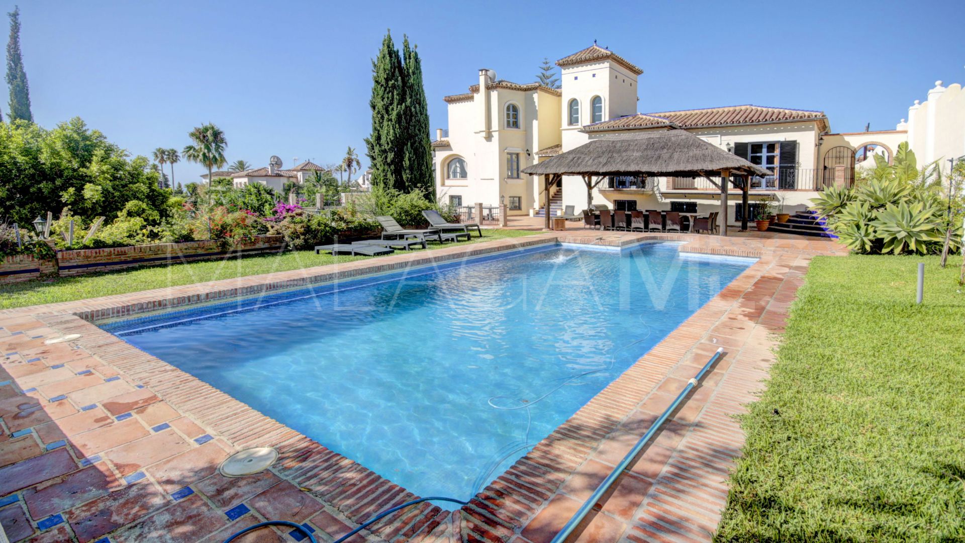 Villa for sale in El Padron