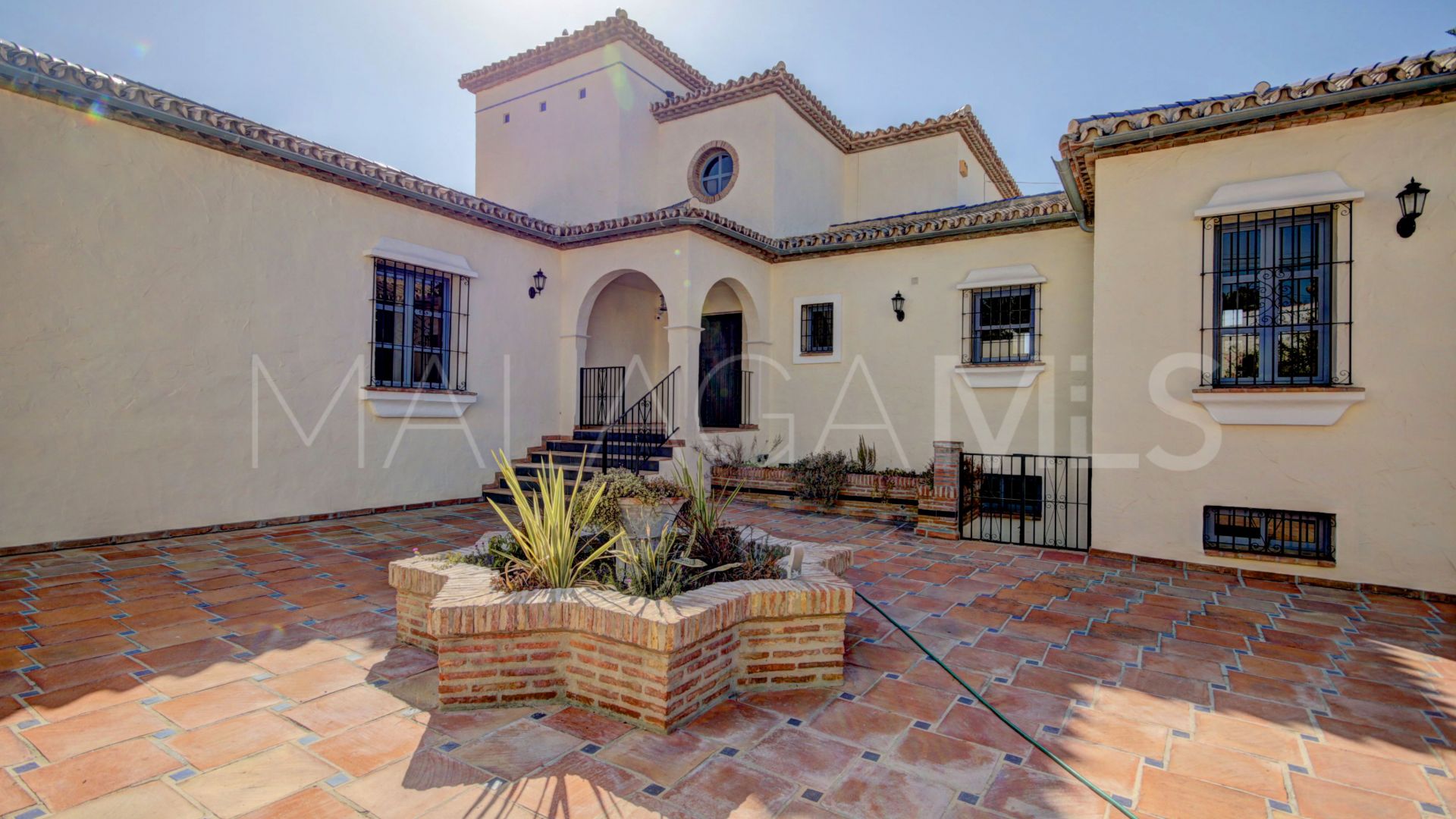 Villa for sale in El Padron