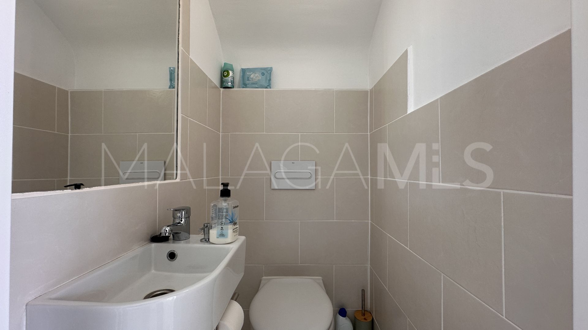 Villa for sale in Estepona Golf