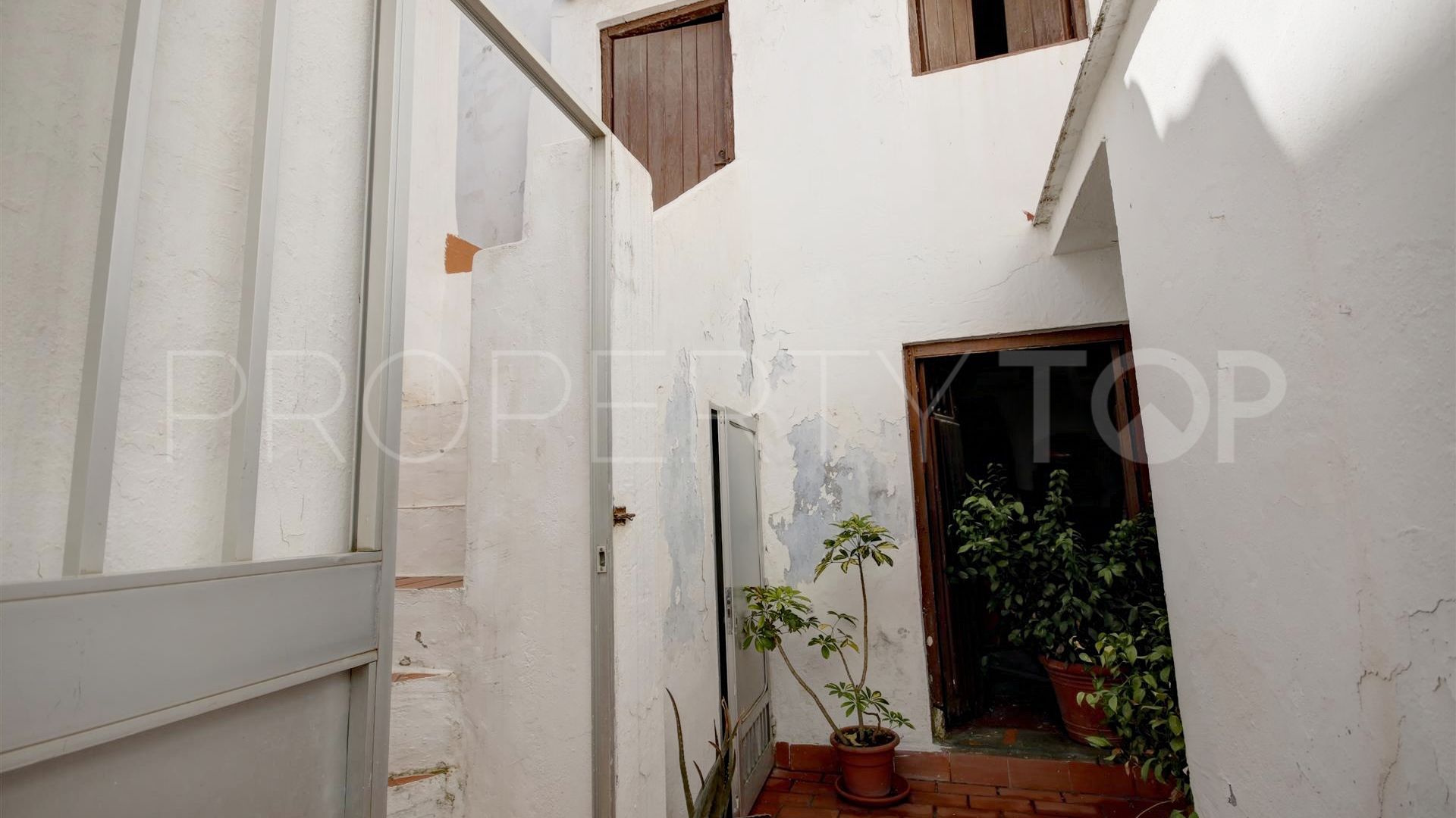 Estepona Old Town 7 bedrooms town house for sale