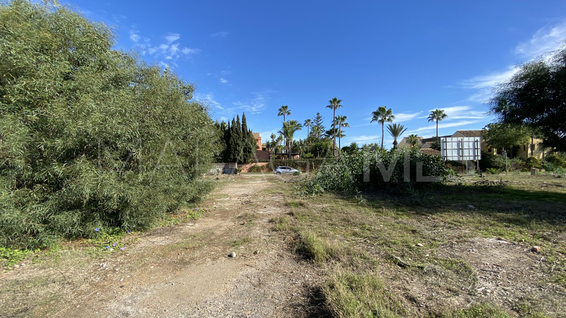 Terrain for sale in Guadalmina Baja