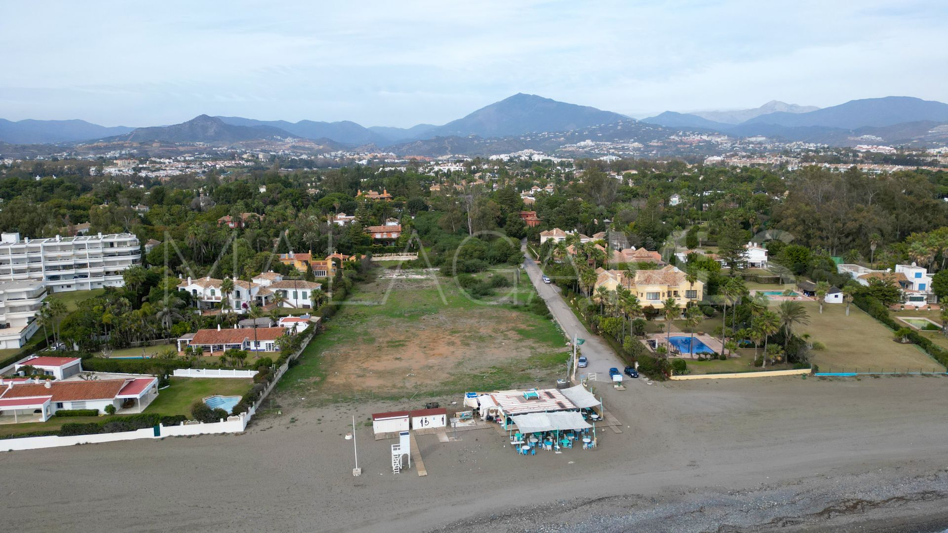 Tomt for sale in Guadalmina Baja