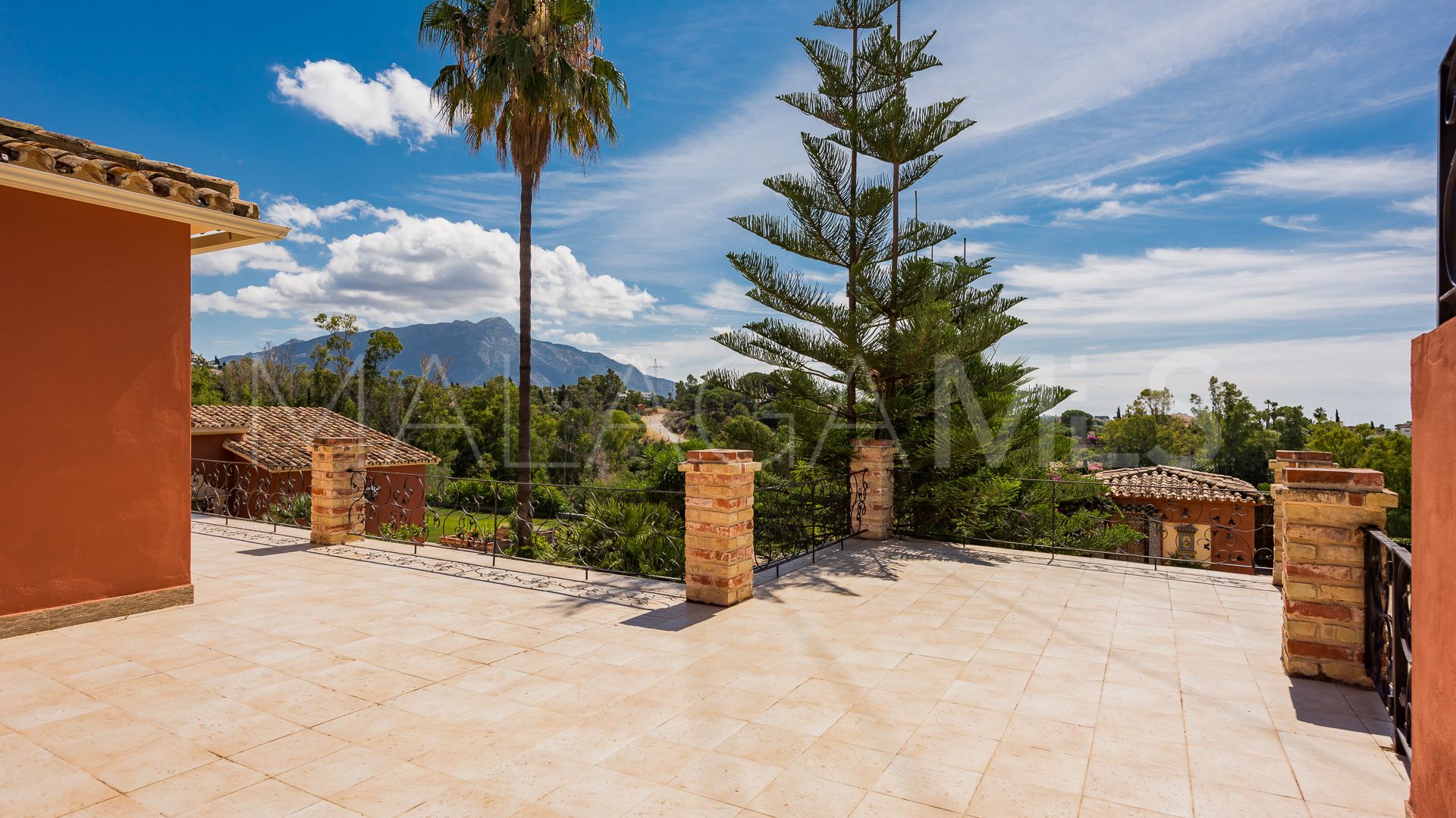 Villa for sale in Fuente del Espanto