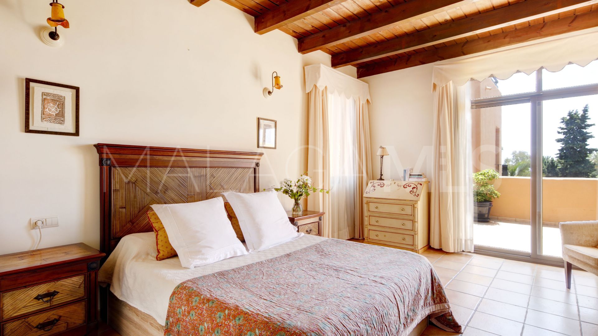 Apartamento de 3 bedrooms a la venta in Estepona Playa