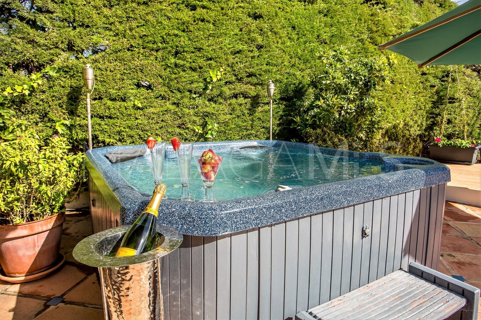 Villa de 8 bedrooms for sale in San Pedro de Alcantara