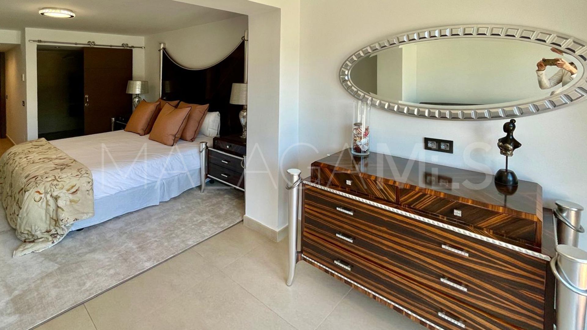 Villa de 8 bedrooms for sale in San Pedro de Alcantara