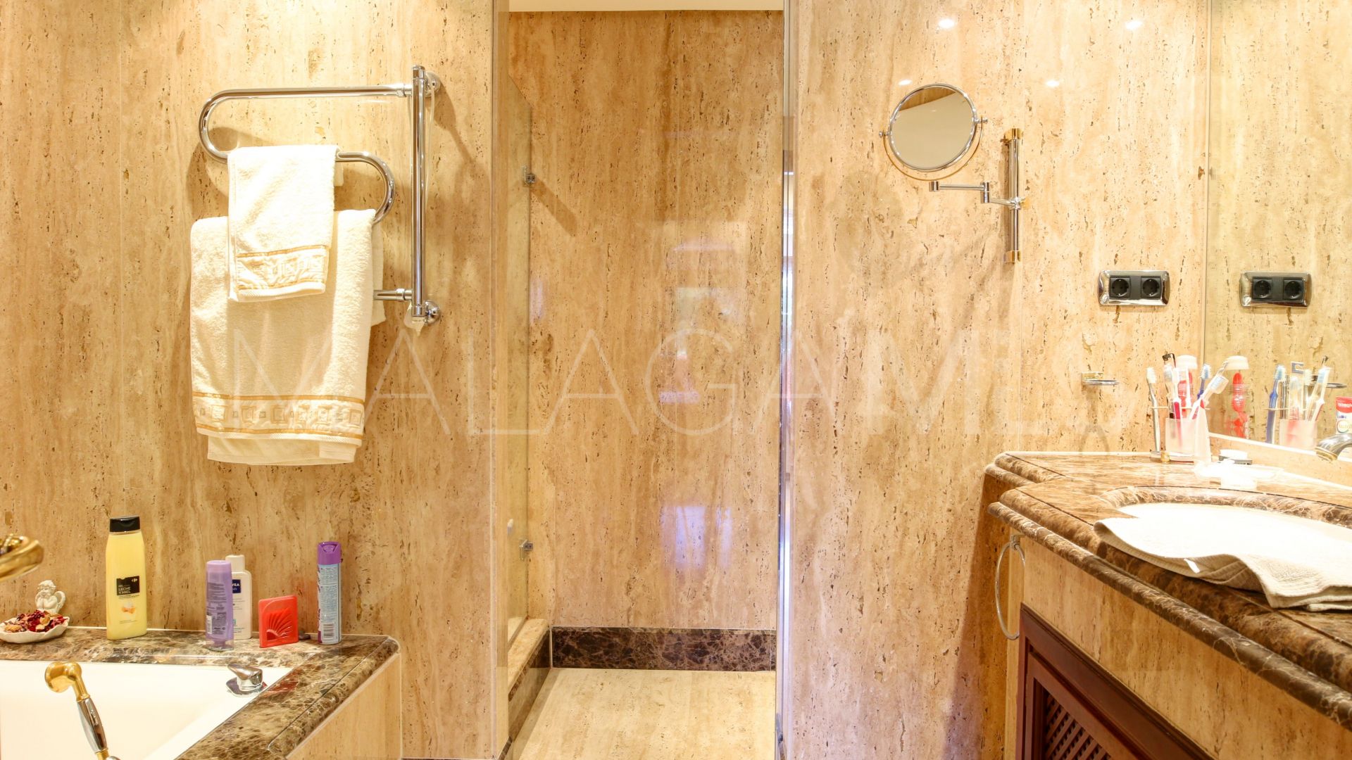 Apartamento a la venta in Torre Bermeja de 2 bedrooms