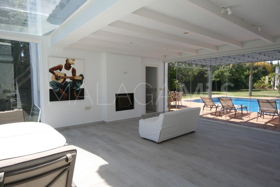 Villa with 6 bedrooms a la venta in Guadalmina Baja